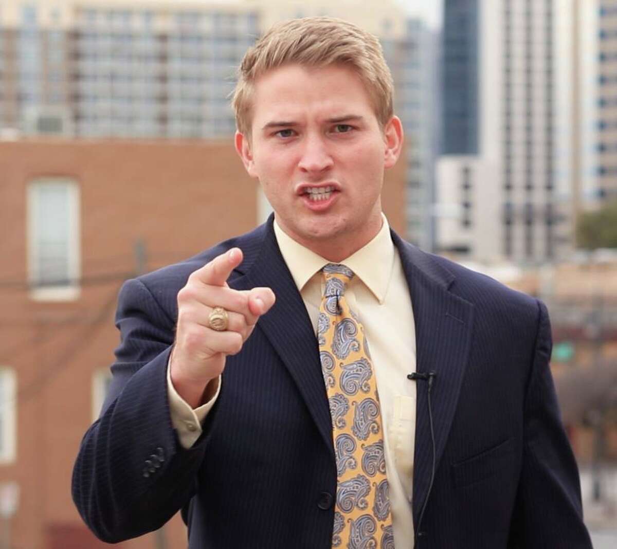 Video Texas attorney lights 2,000 Black Cat Fireworks off his head and