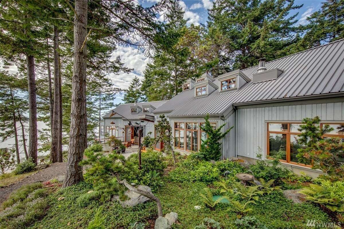 Dream Port Townsend retreat asks 2.4 million