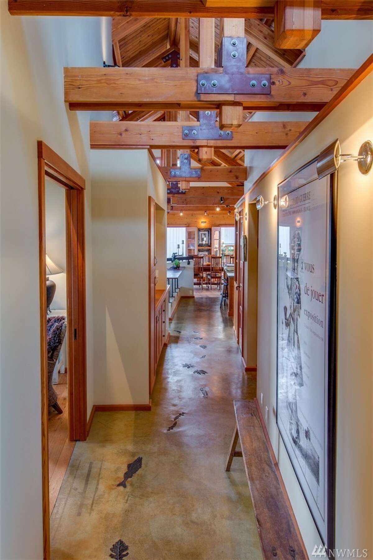 Dream Port Townsend retreat asks 2.4 million