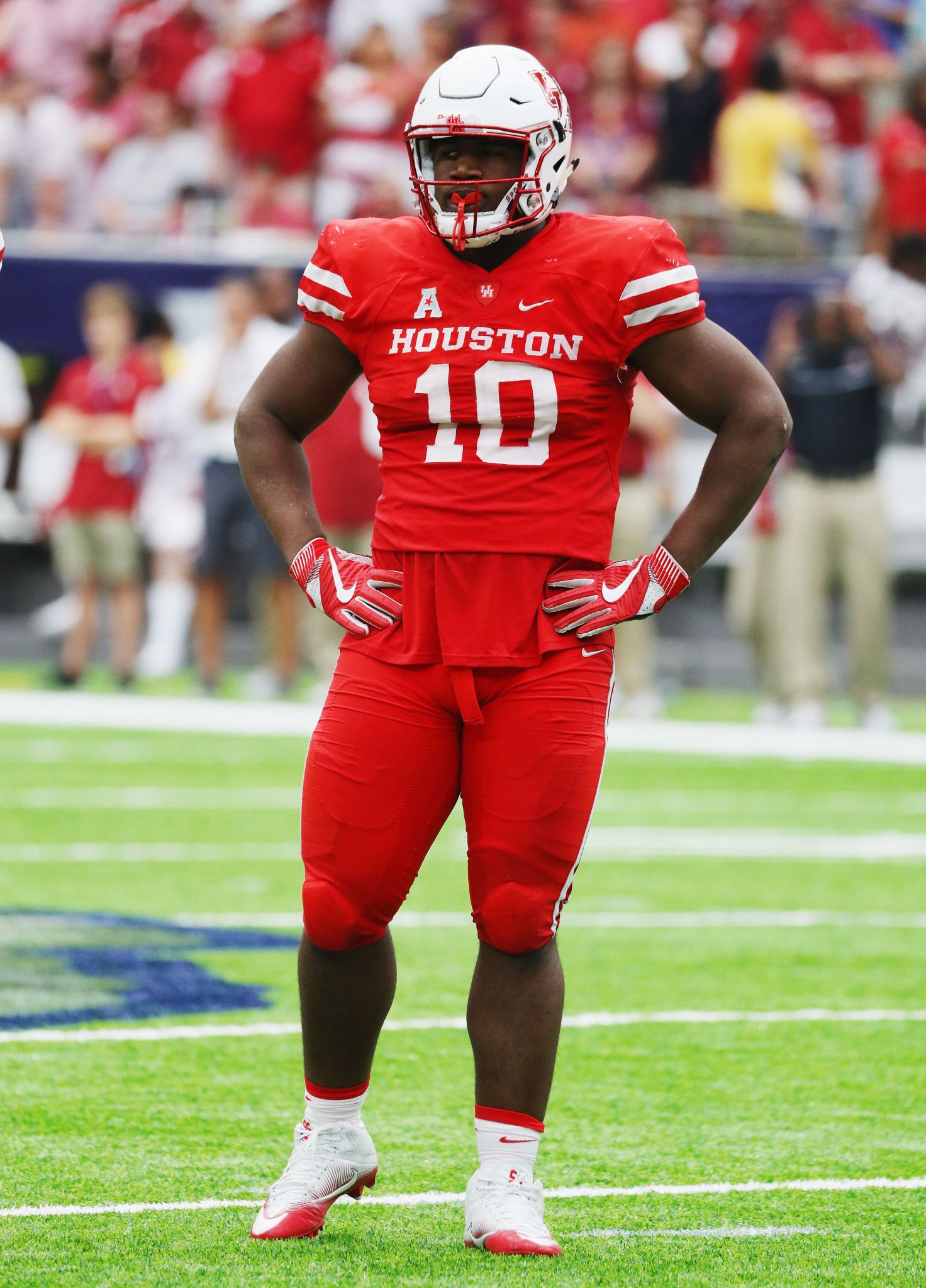 UH's Ed Oliver named to college football award watch lists - Houston Chronicle