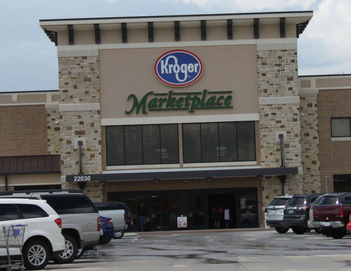 Kroger Marketplace is the third and last of the three anchor businesses to open in the Valley Ranch Town Center. It opened on April 5, 2017.