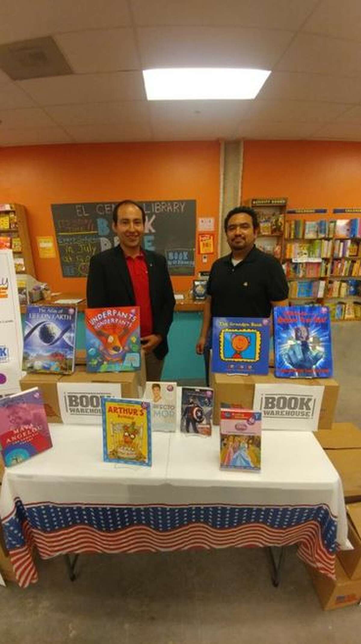 Book Warehouse, located inside the Outlet Shoppes, conducted a book drive, collecting over 400 books to be donated to Lamar Bruni Vergara El Cenizo Library.  
