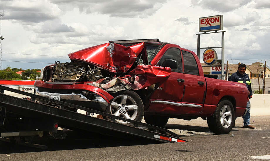 police-crash-between-pickup-trucks-on-i-35-overpass-in-laredo-results