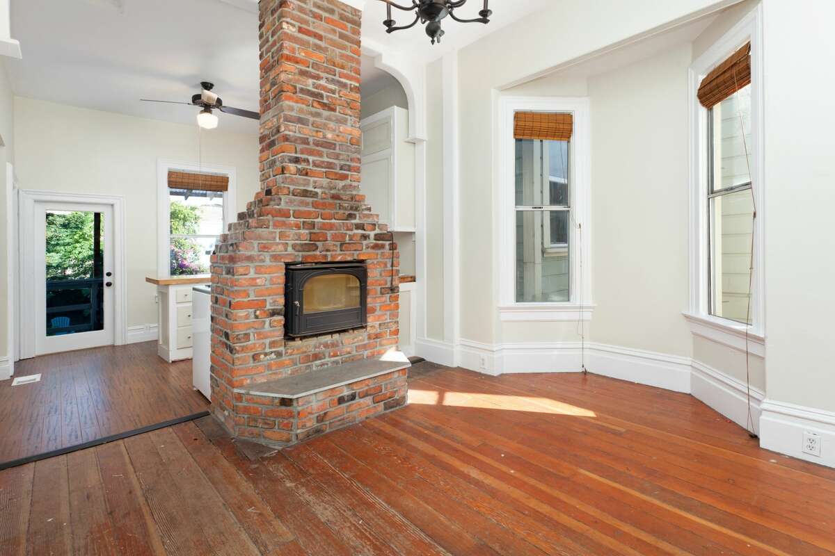 Three adorable bungalows on the market in Oakland for well under 1 million