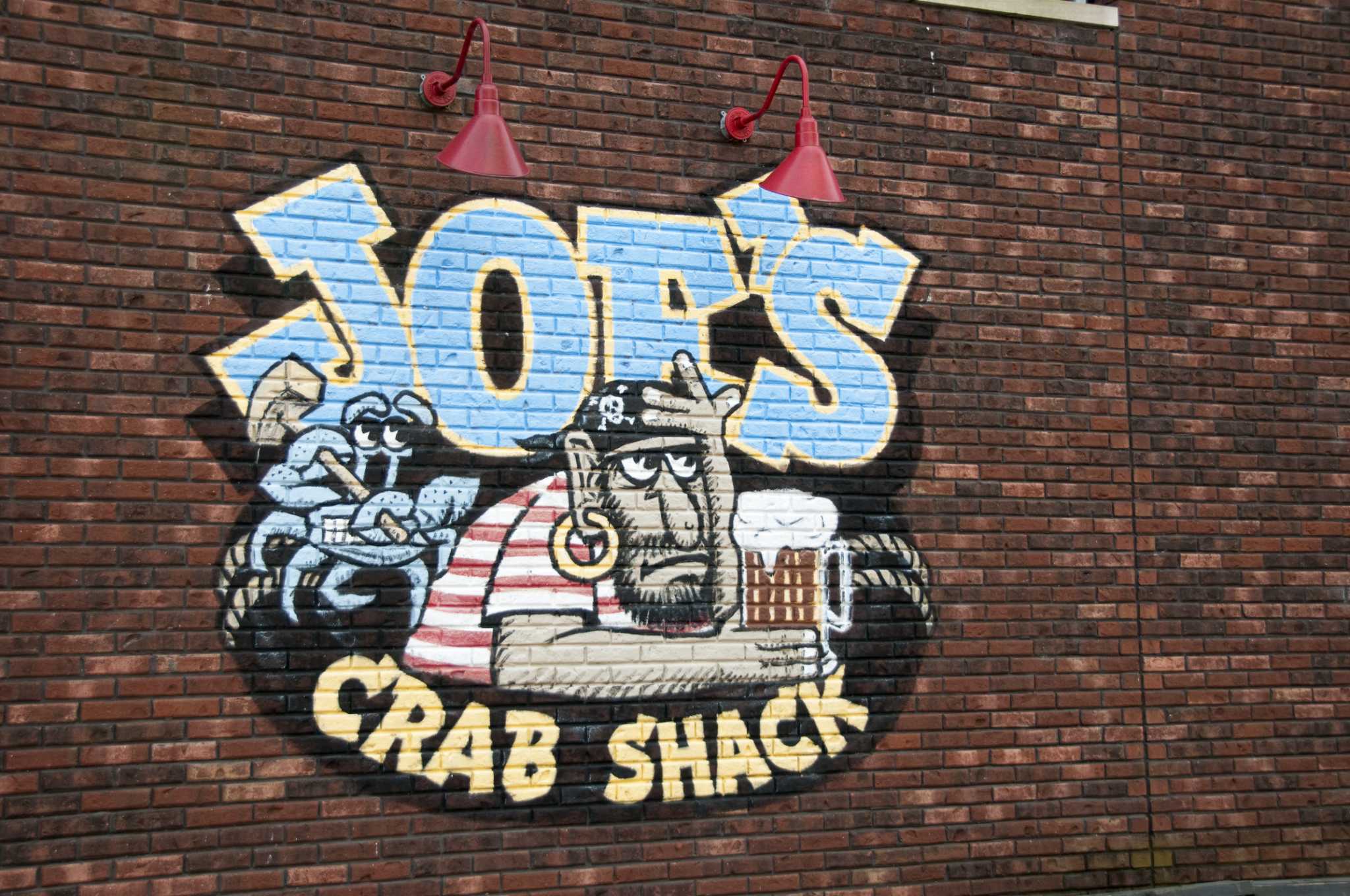 Bidding battle for Joe's Crab Shack owner turns snarky