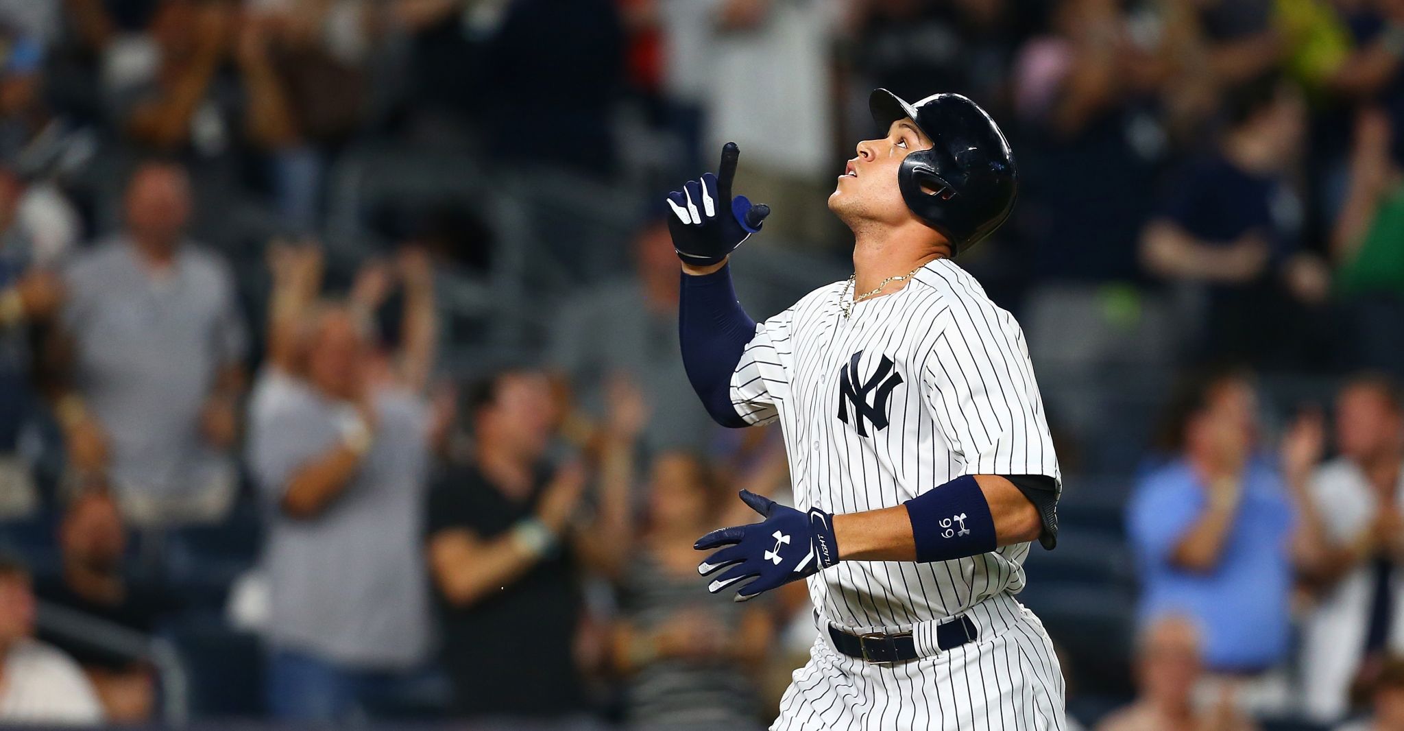 Can Yankees' Aaron Judge, Matt Holliday 'kick' it? Yes, they can 