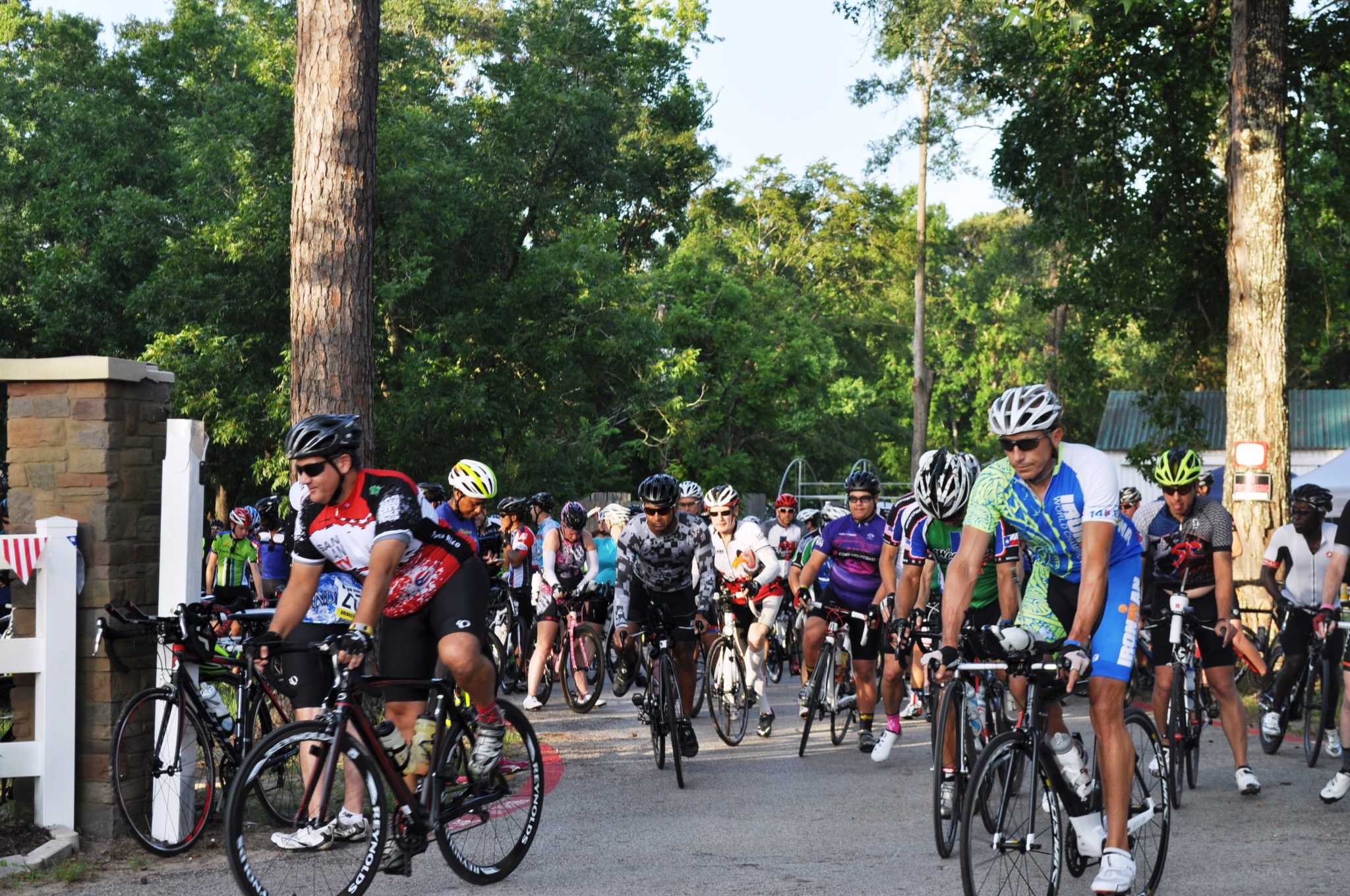 More than 500 riders gather for annual "Burn Your Buns" ride