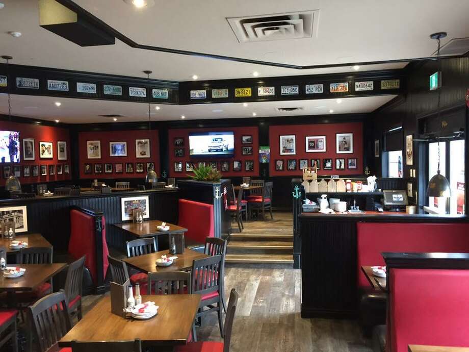 Only Texas Anchor Bar, inventor of Buffalo wings, now open in S.A