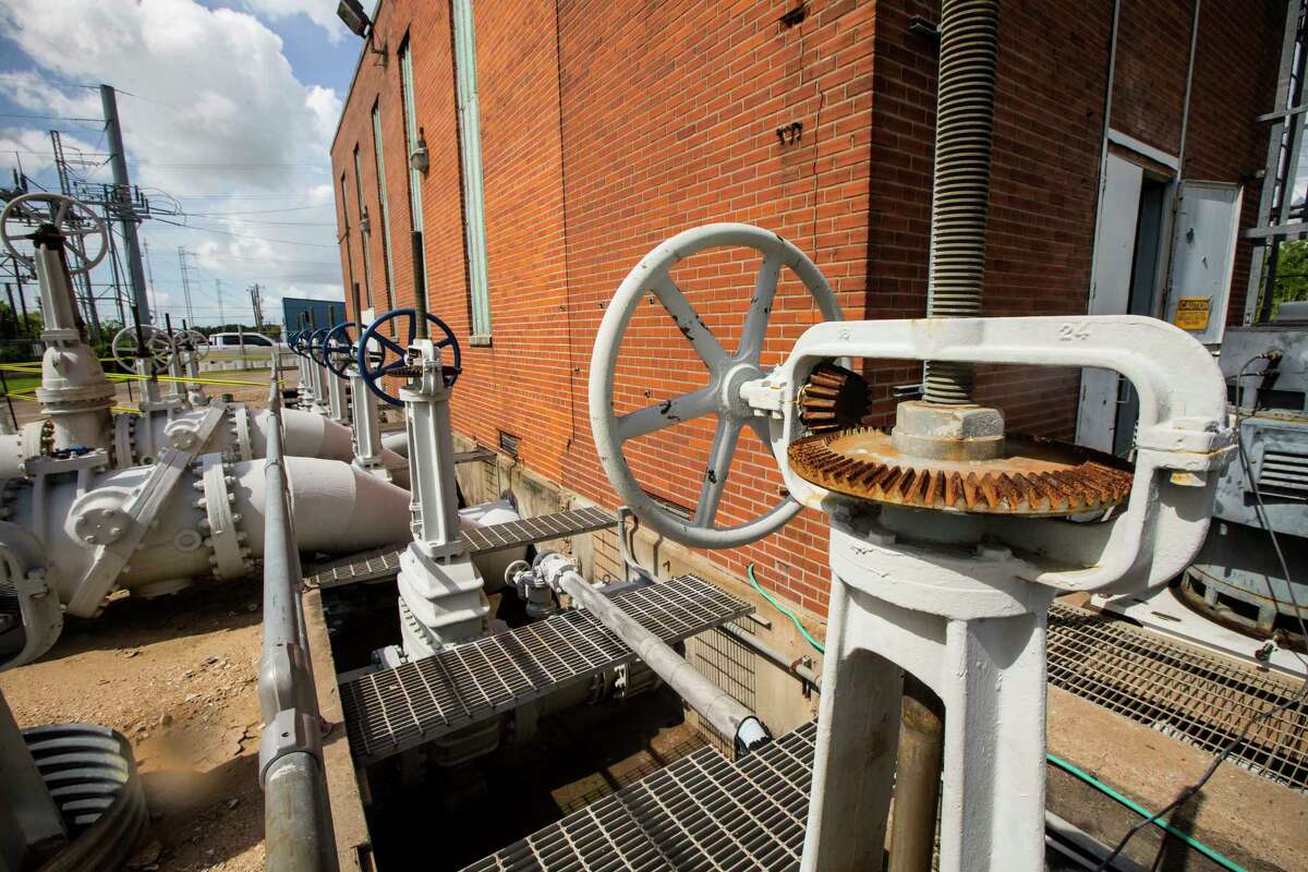 Renovated pump station to help big industry stay cool