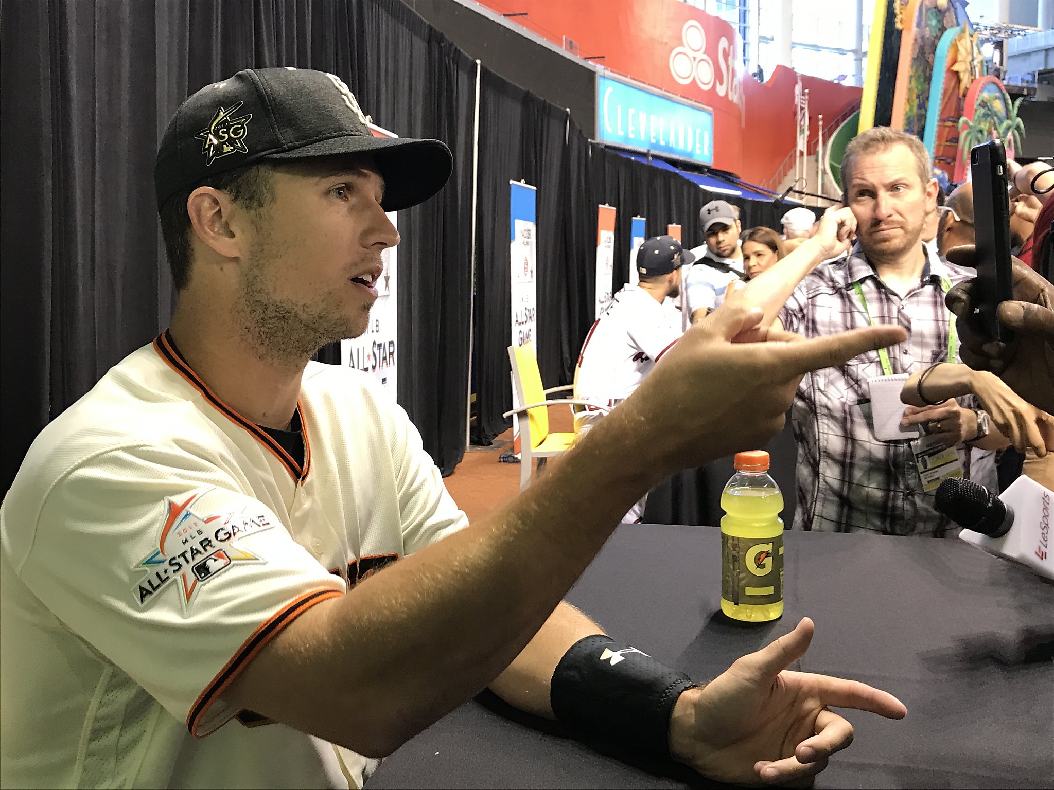 Buster Posey praises Yadier Molina's 'incredible' MLB longevity