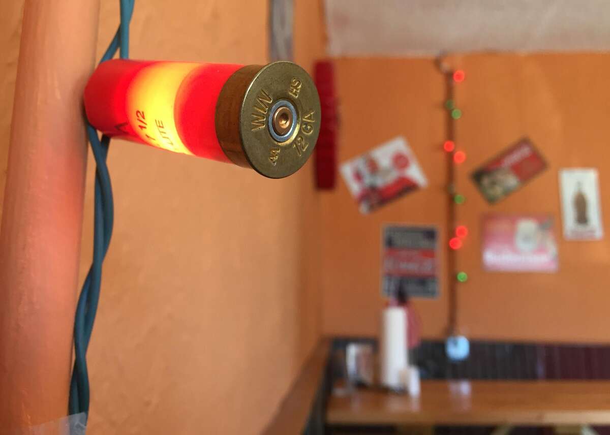 Review Orly's BBQ brings good smoke to the Southwest Side