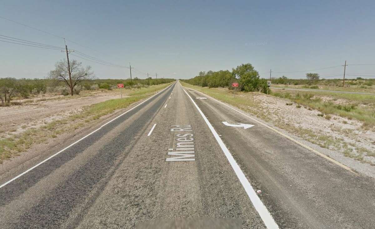 U.S. Border Patrol agents then saw a white 2008 Nissan Altima making a U-turn on Mines Road, just north of the entrance to the Max A. Mandel Municipal Golf Course, states the criminal complaint.