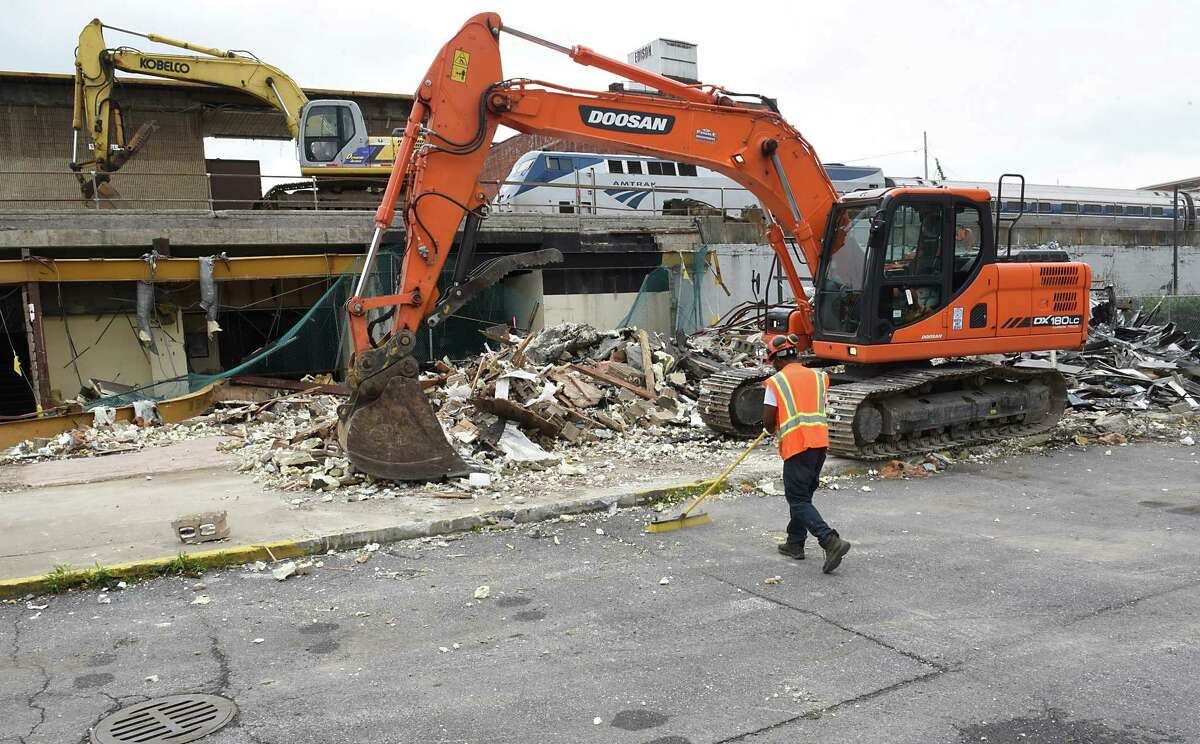 Demolition continues on the former train station on Erie Blvd. on Thursday, July 13, 2017 in Schenectady, N.Y. (Lori Van Buren / Times Union)