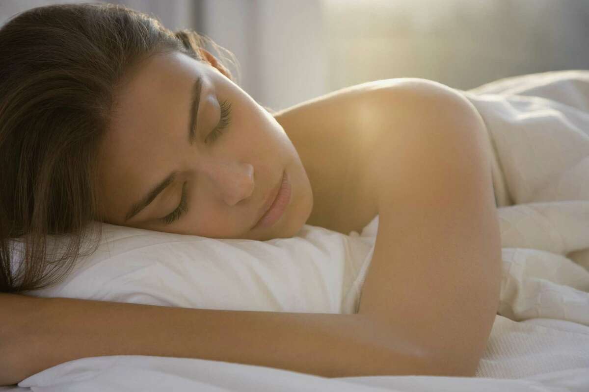 A cool night’s sleep can be yours in summer — with or without air conditioning.