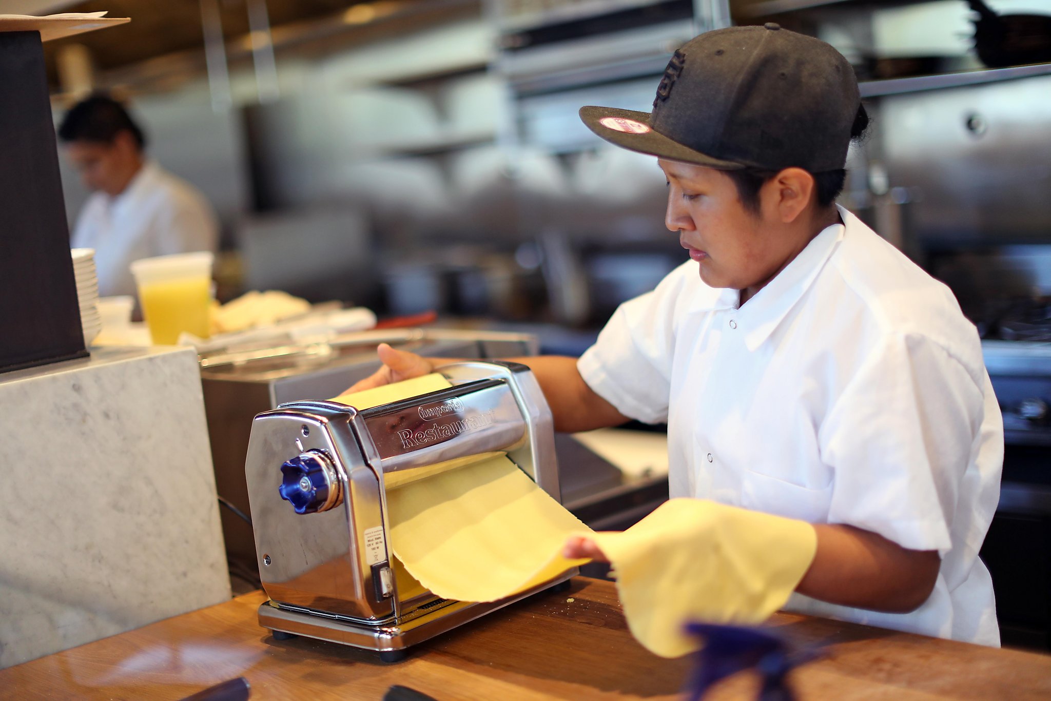 Pasta machine deals montreal