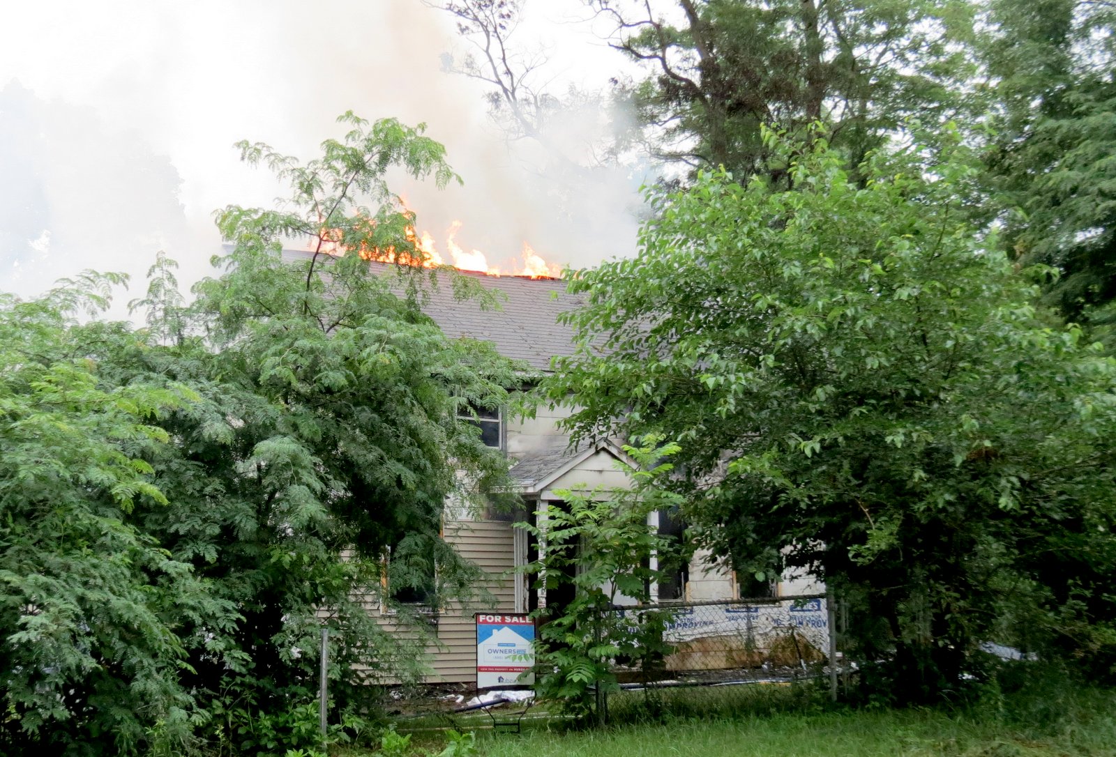 Fire destroys vacant Coeymans house