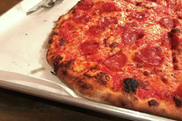 The Towering Trinity Of New Haven Pizza Houstonchronicle Com