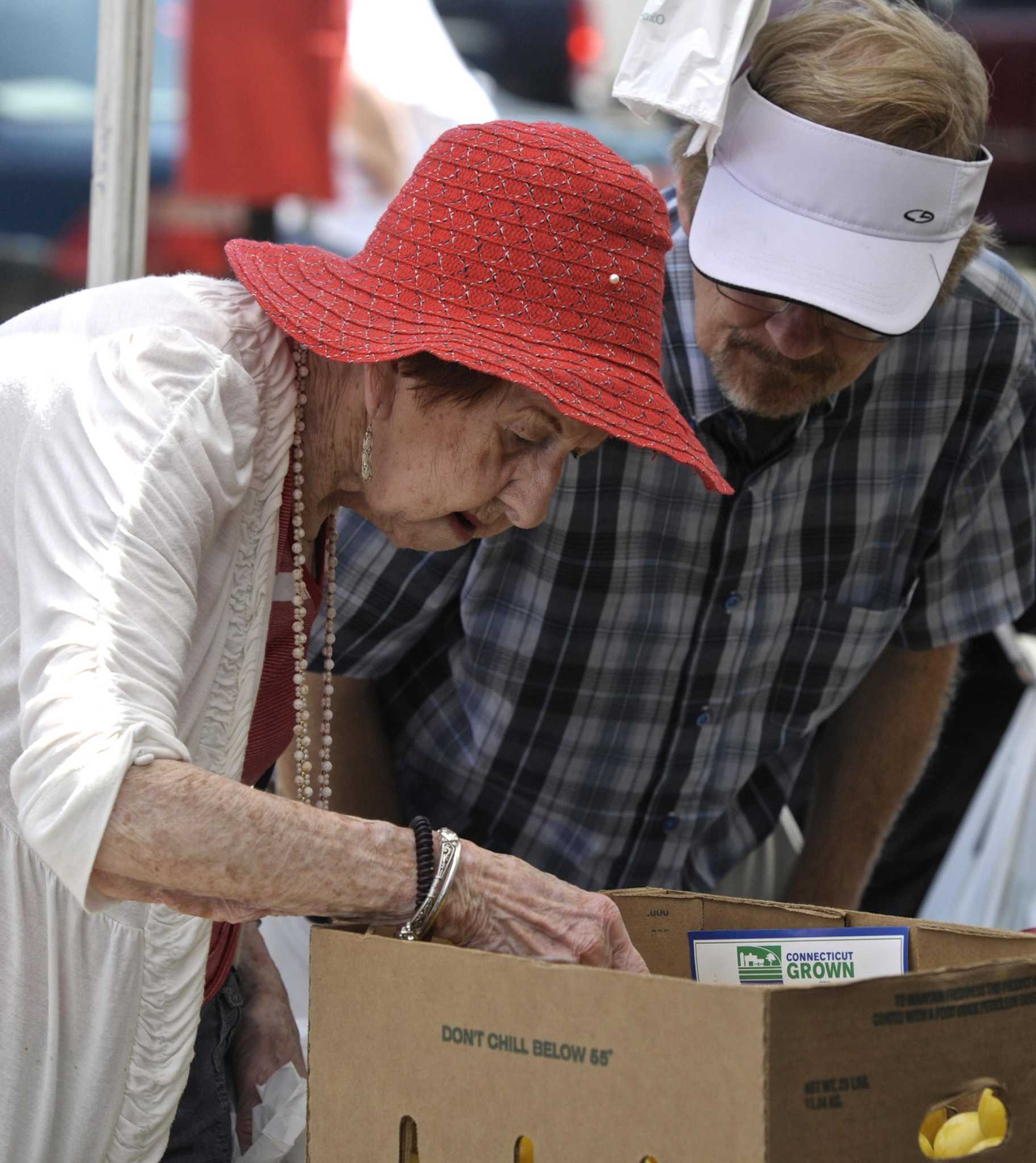 Fresh food for seniors axed from budget