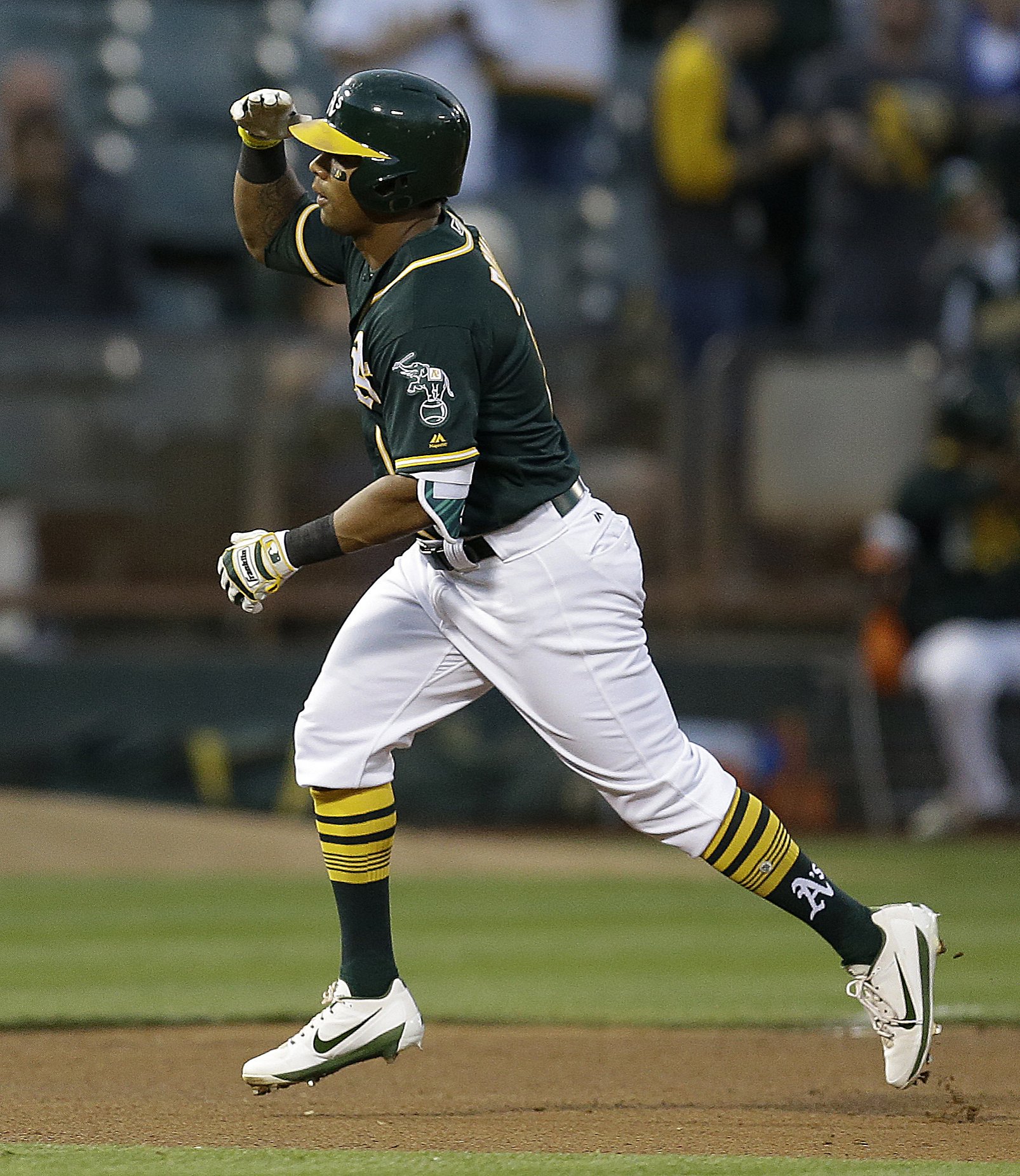 The A's bizarre 'offer' to Marcus Semien speaks volumes about the