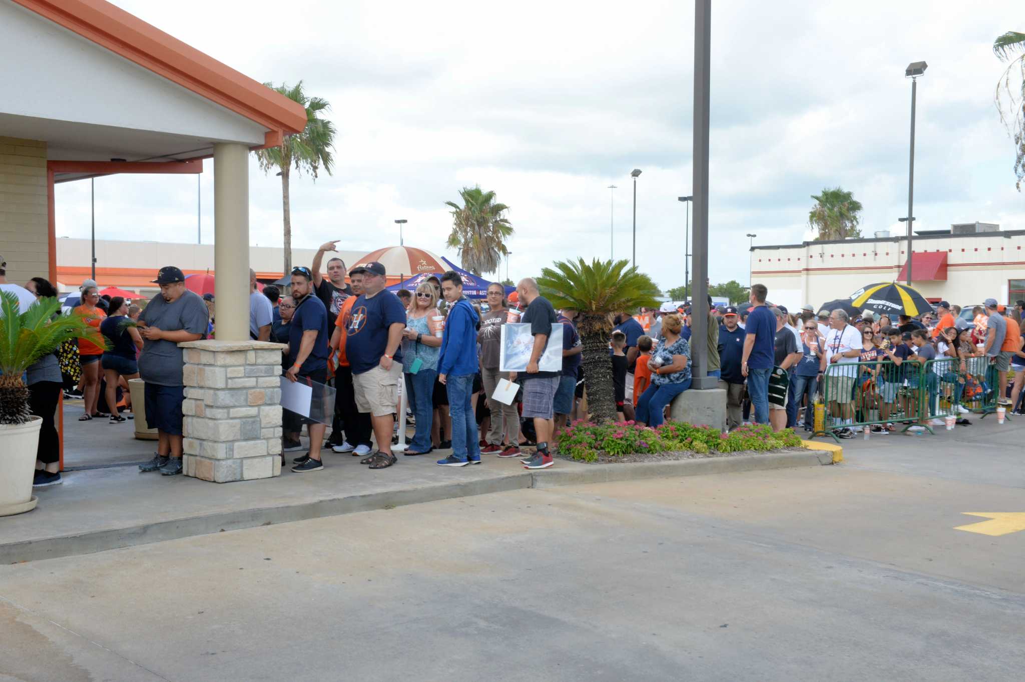 Houston Astros on X: Come out to @Whataburger at 11116 Fuqua St in Houston  n July 9th for an autograph appearance with Josh Reddick!   / X