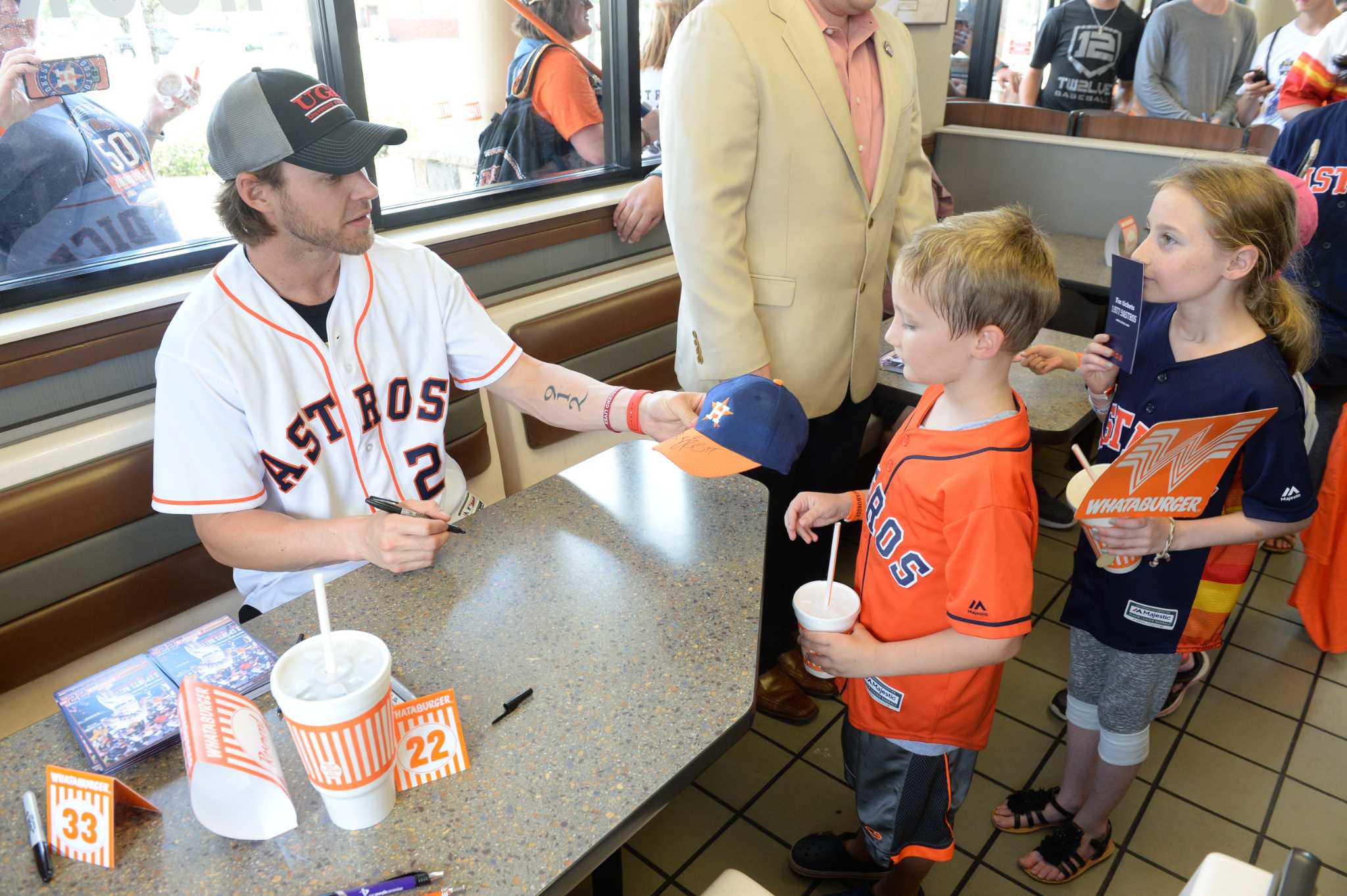 Astros players to sign autographs at select Academy stores