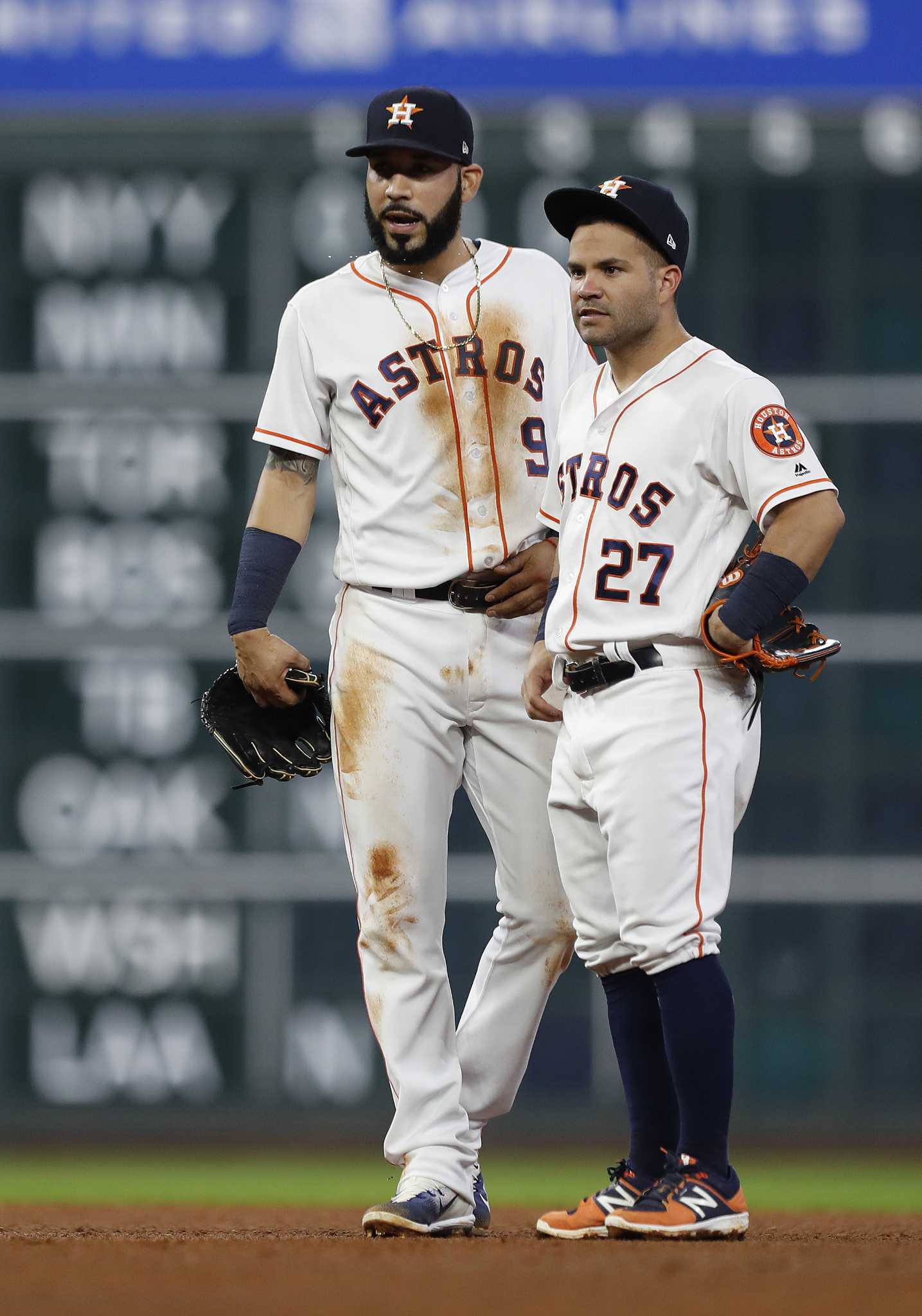 Yuli Gurriel undergoes hand surgery