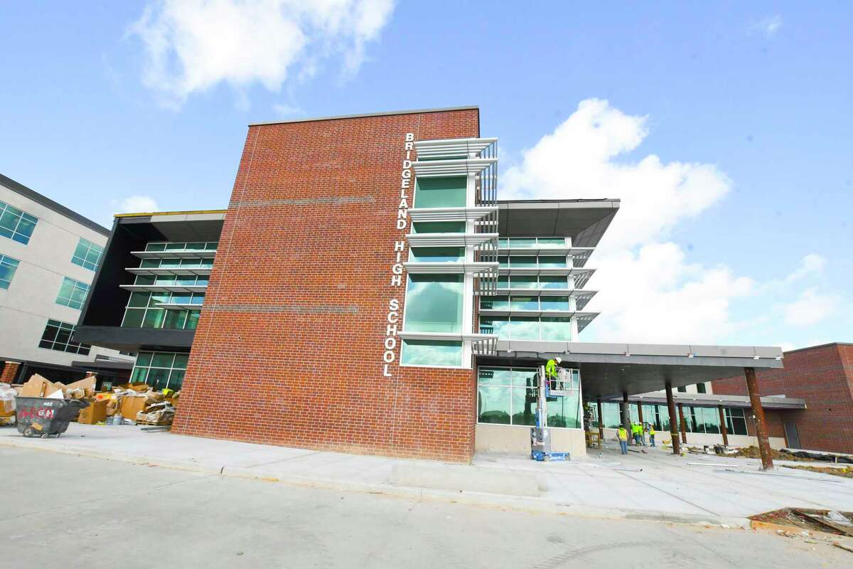 $140.8 million Bridgeland High School ready to debut in Cy-Fair ISD