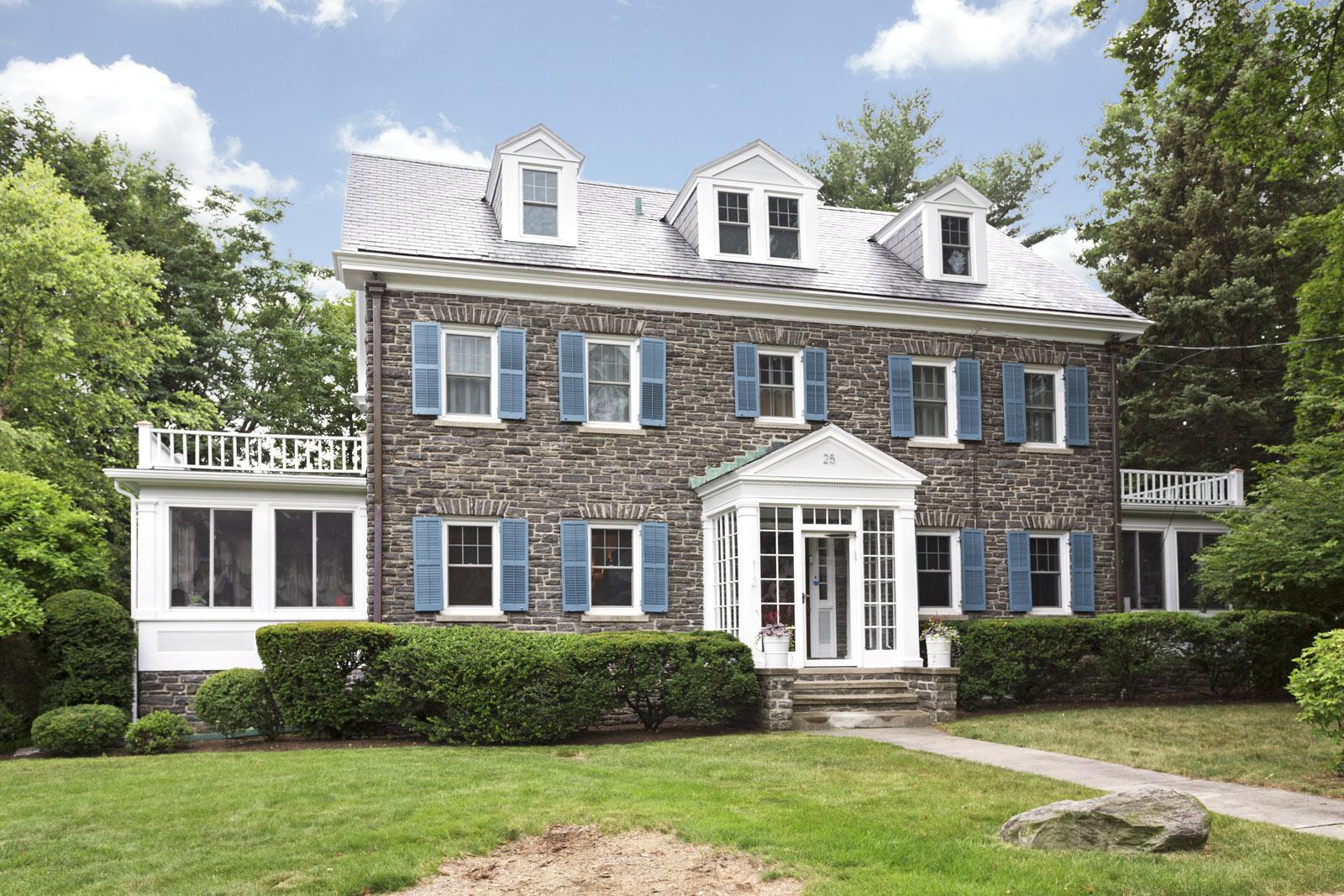 Couple uncovers Stamford colonial’s historic character - Westport News