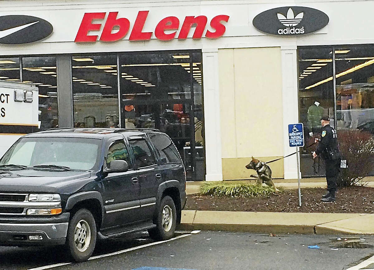 EbLens Robbery in East Haven