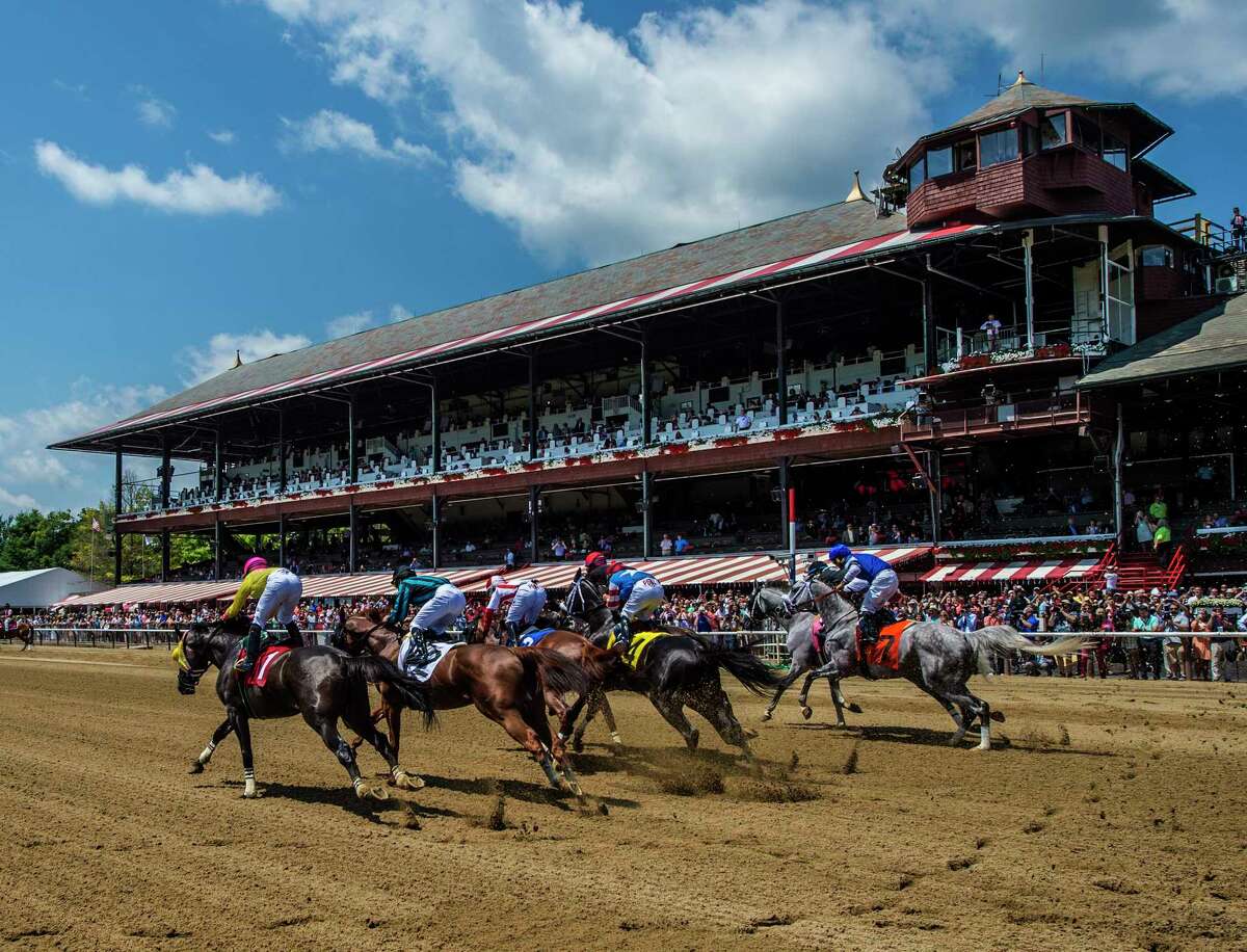 Regulars flock to Saratoga horse racing season opener