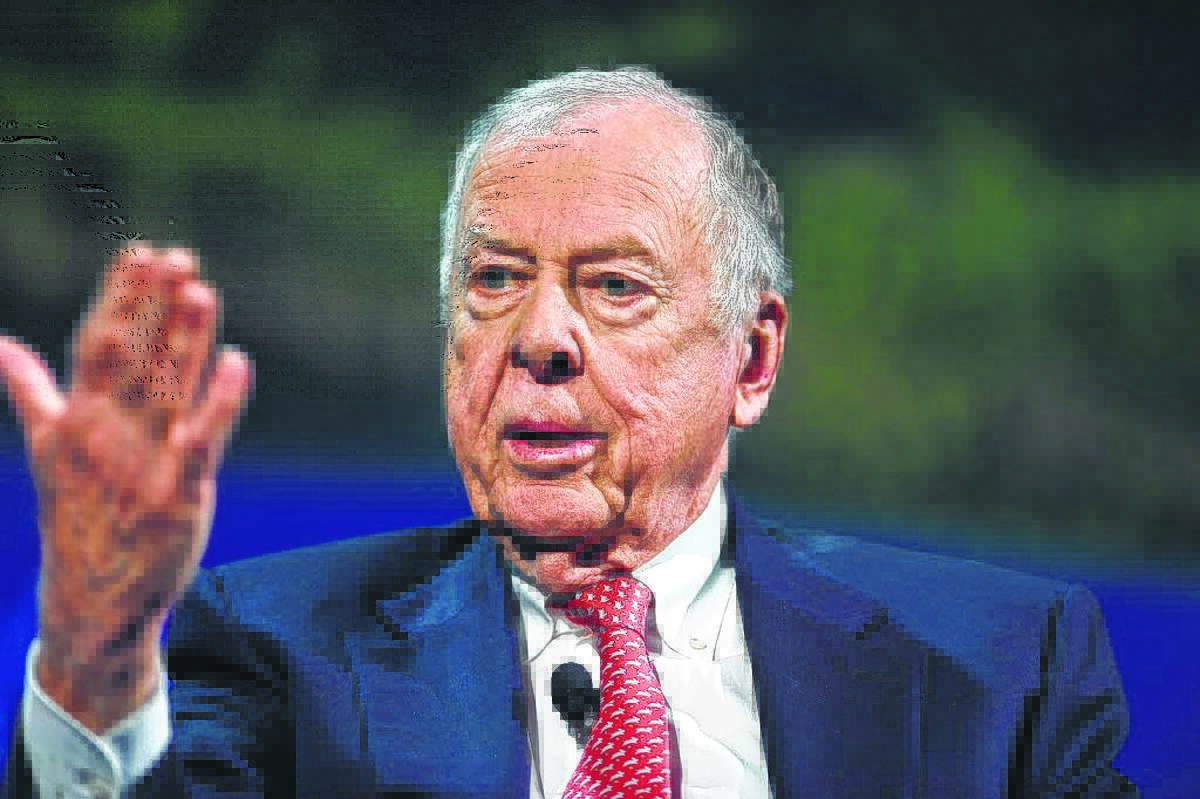 NEW YORK, NY - SEPTEMBER 19: Founder & Chairman, BP Capital Management T. Boone Pickens speaks at the 2016 Concordia Summit - Day 1 at Grand Hyatt New York on September 19, 2016 in New York City. (Photo by Riccardo Savi/Getty Images for Concordia Summit)