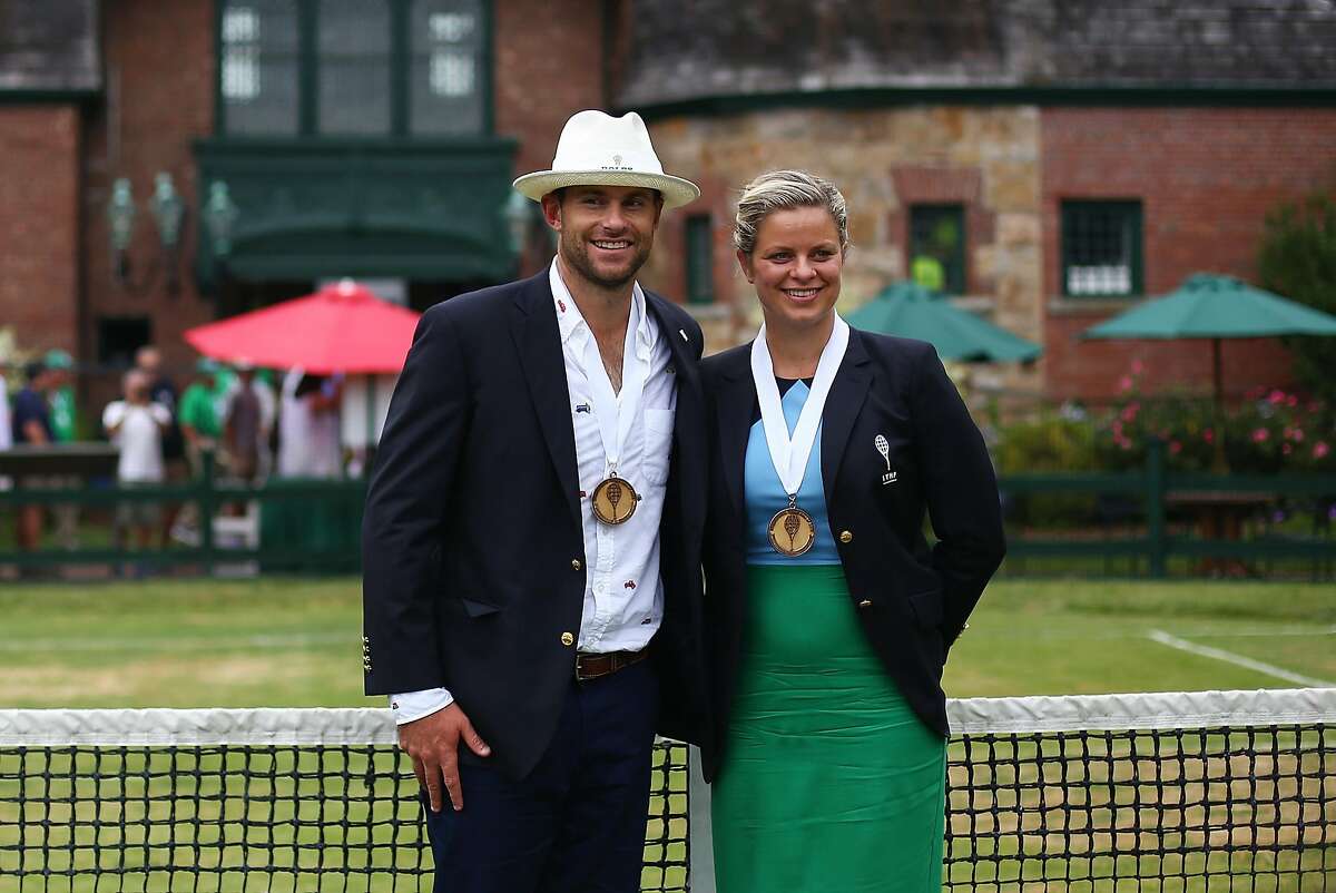 NEWPORT, RI - JULY 22: Tennis Hall of Fame inductees Kim Clijsters of Belgium and Andy Roddick of the United States pose for a photo following the enshrinement ceremonies at the International Tennis Hall of Fame on July 22, 2017 in Newport, Rhode Island. (Photo by Adam Glanzman/Getty Images for the International Tennis Hall of Fame)