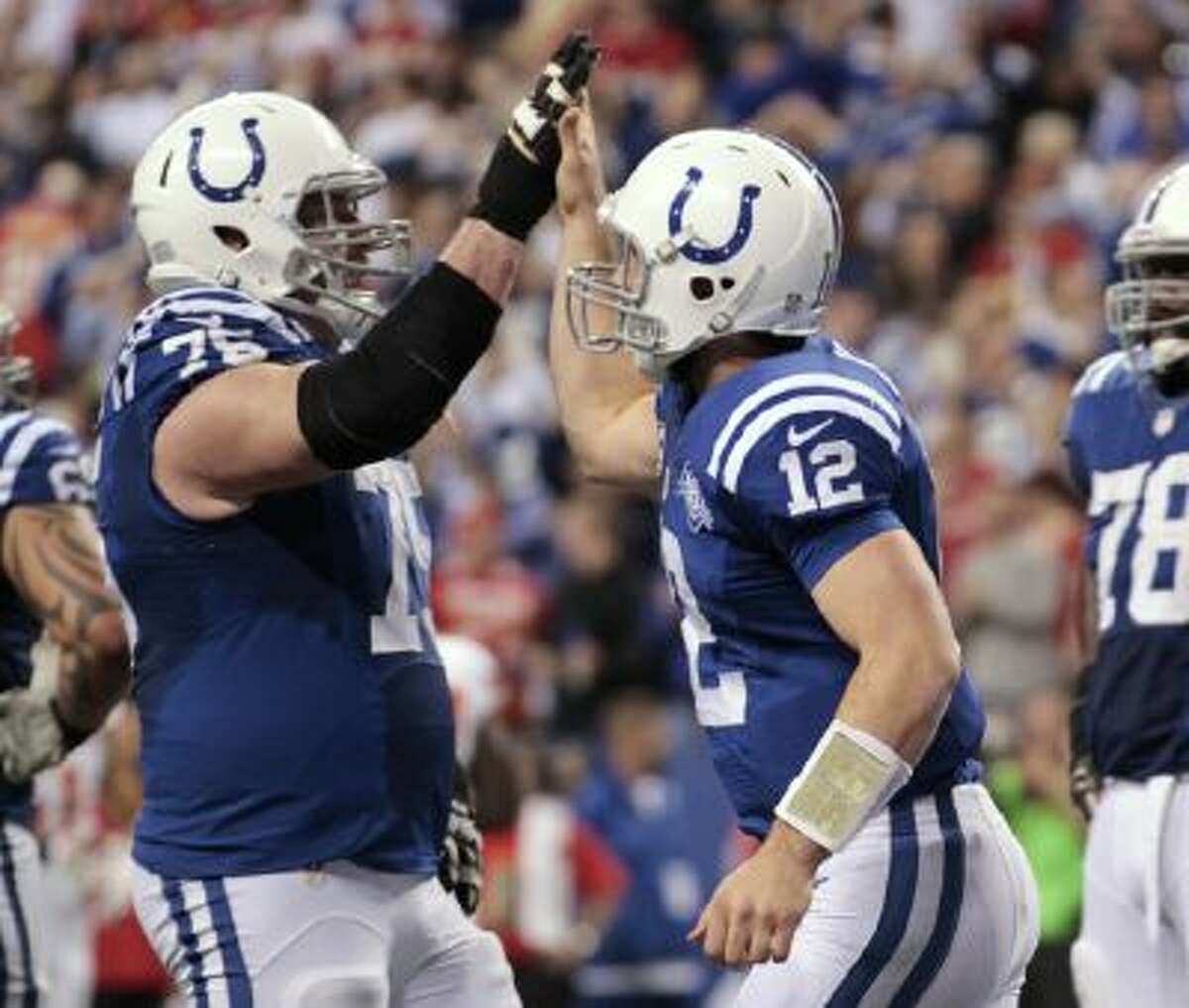 Andrew Luck leads Colts back from 28-point hole to beat Chiefs