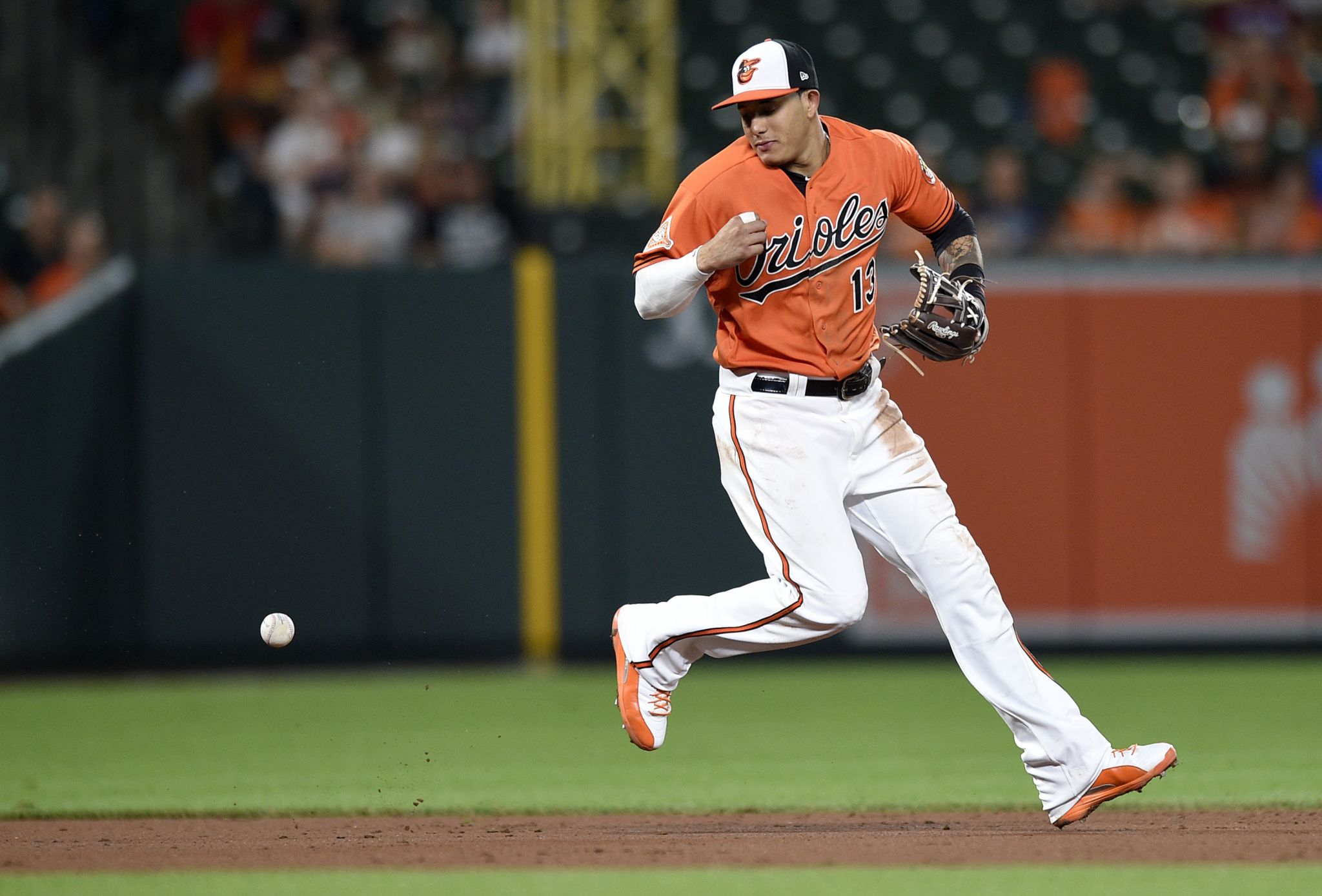 Orioles trade Manny Machado to Dodgers for five prospects - Camden