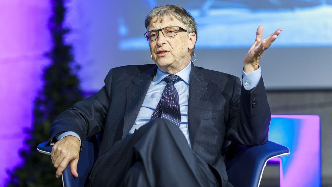 The Unusual Habits of 8 Famous and Successful People (Infographic)