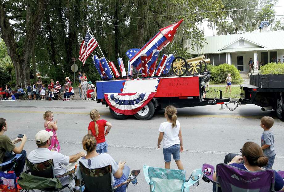 Americans celebrate July 4 with fireworks, parades, hot dogeating