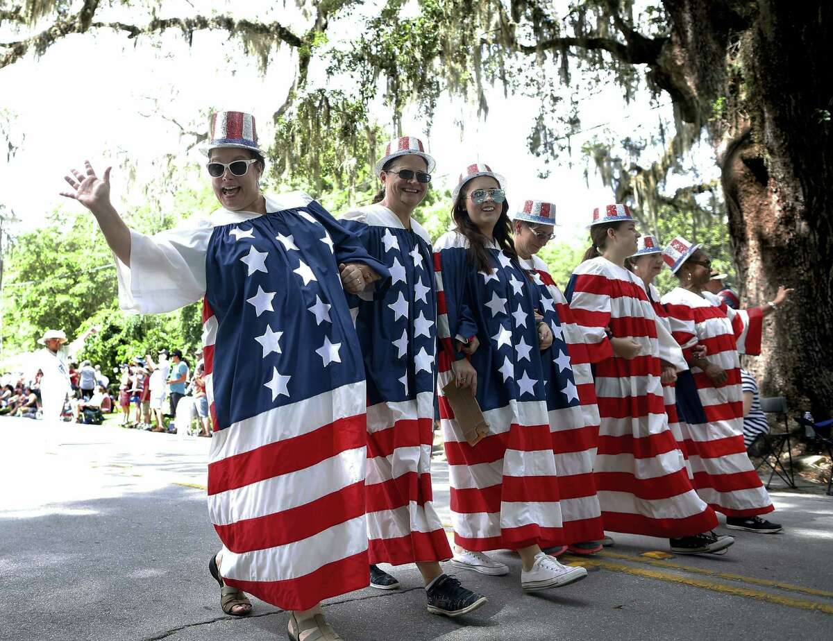 Americans celebrate July 4 with fireworks, parades, hot dogeating contest