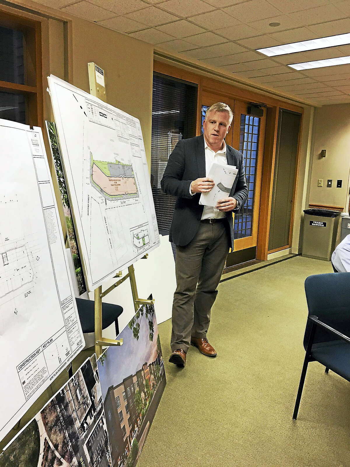 Tim Onderko, an engineer with Langan, explained thé Randy Salvatore Hill housing project to Planning and Zoning Thursday.