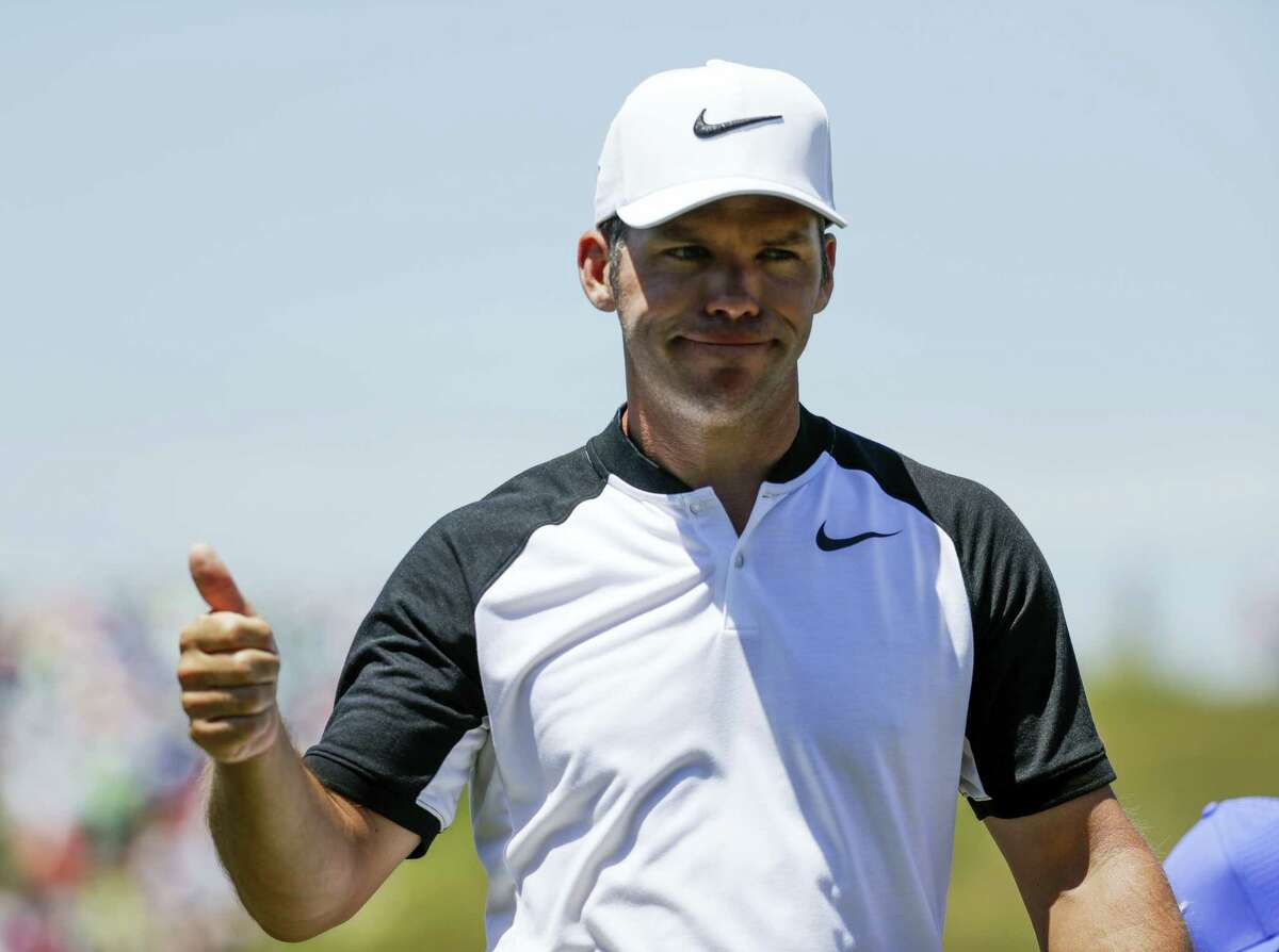 Paul Casey gives a thumbs up on the ninth hole during the second round of the U.S. Open Friday at Erin Hills in Erin, Wis.