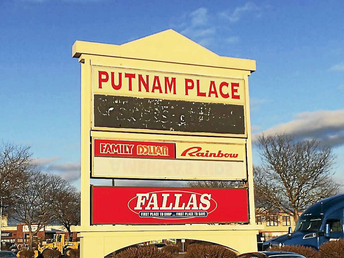 The sign for Putnam Place shopping center in Hamden.