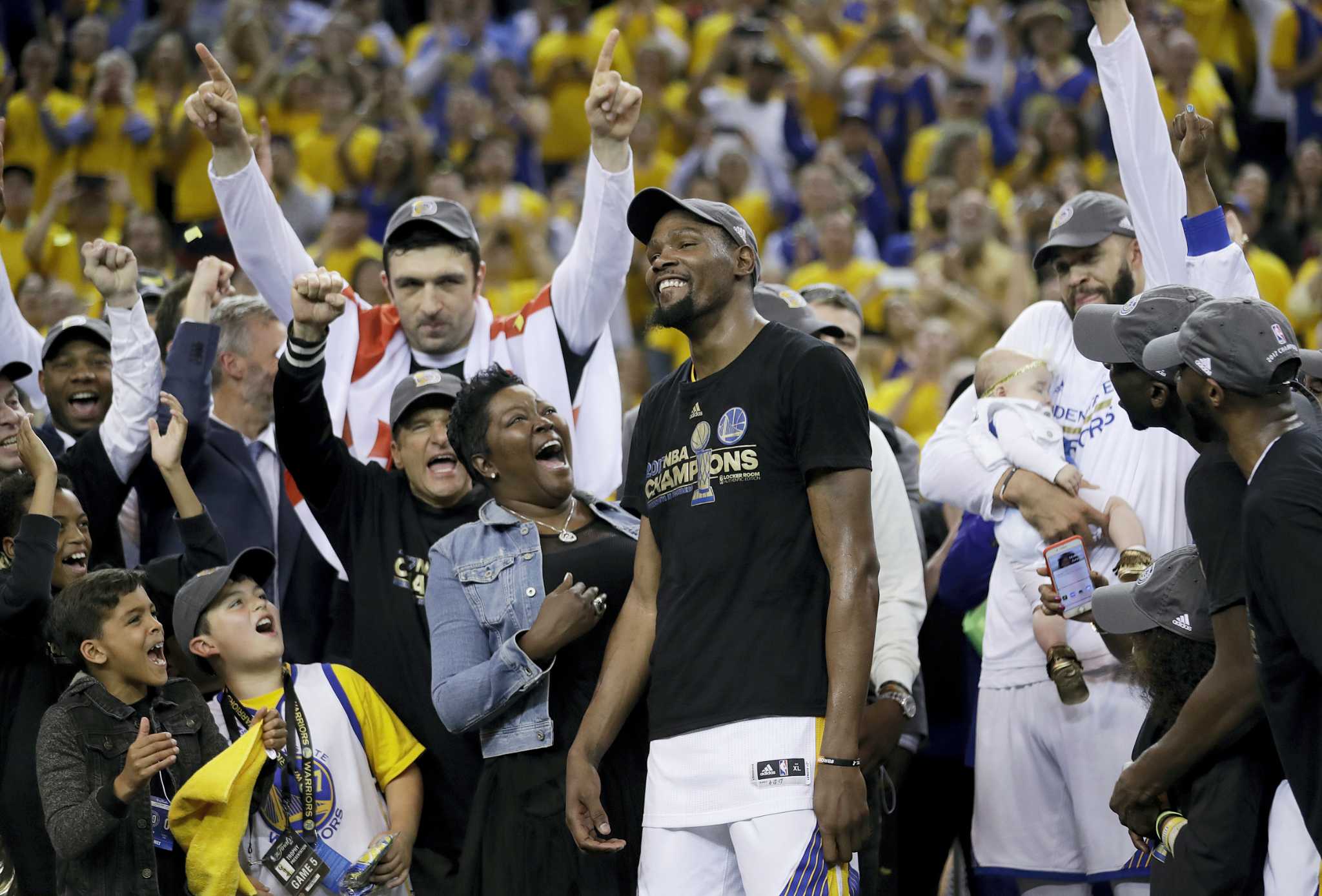 Warriors Finish Off Cavaliers To Win Second Nba Title In Three Years 5885