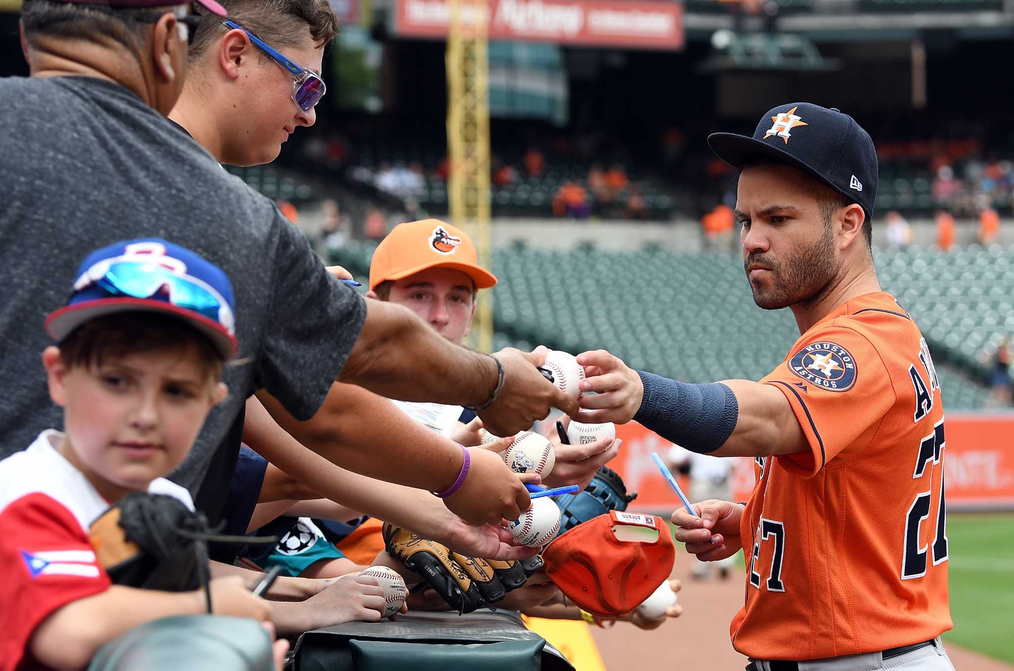 Houston Astros fan gets Lance McCullers autograph tattooed - ABC13 Houston
