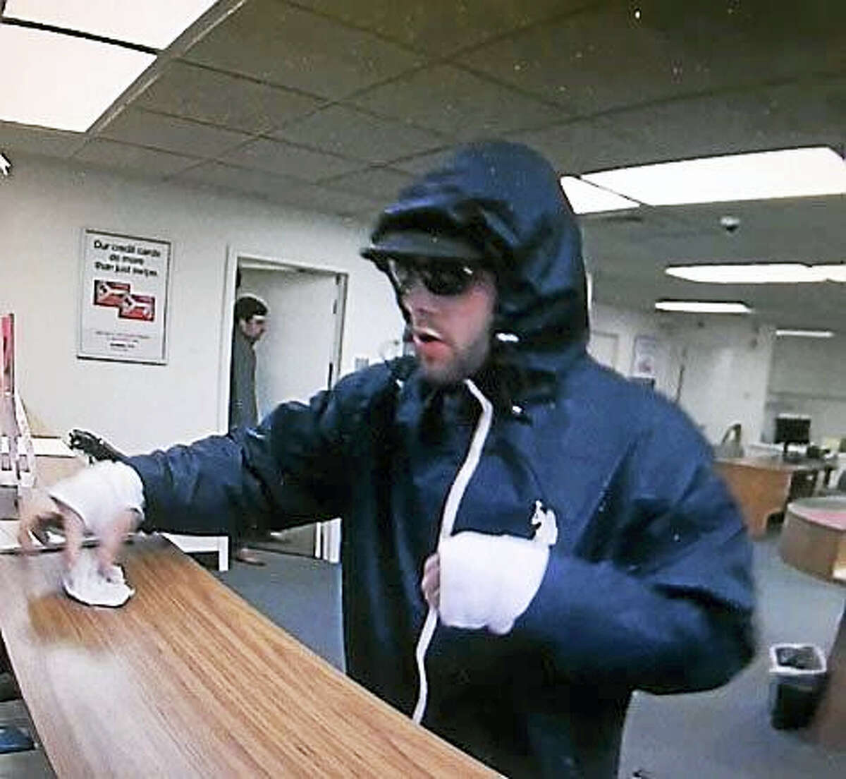 Connecticut State Police ask help to ID suspect in Westbrook bank robbery