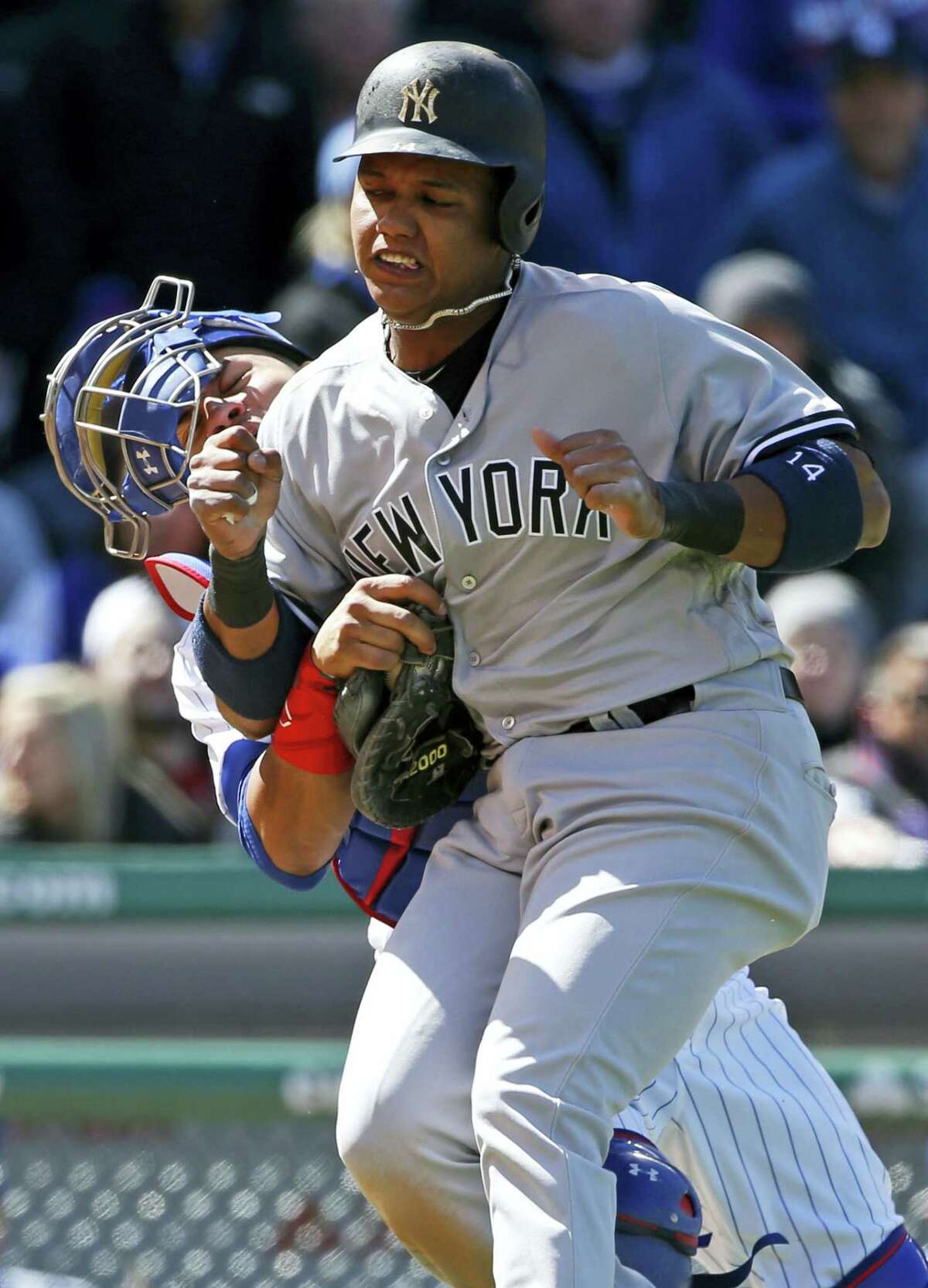 Yankees Defeat Cubs on Ninth-Inning Home Run by Brett Gardner - The New  York Times