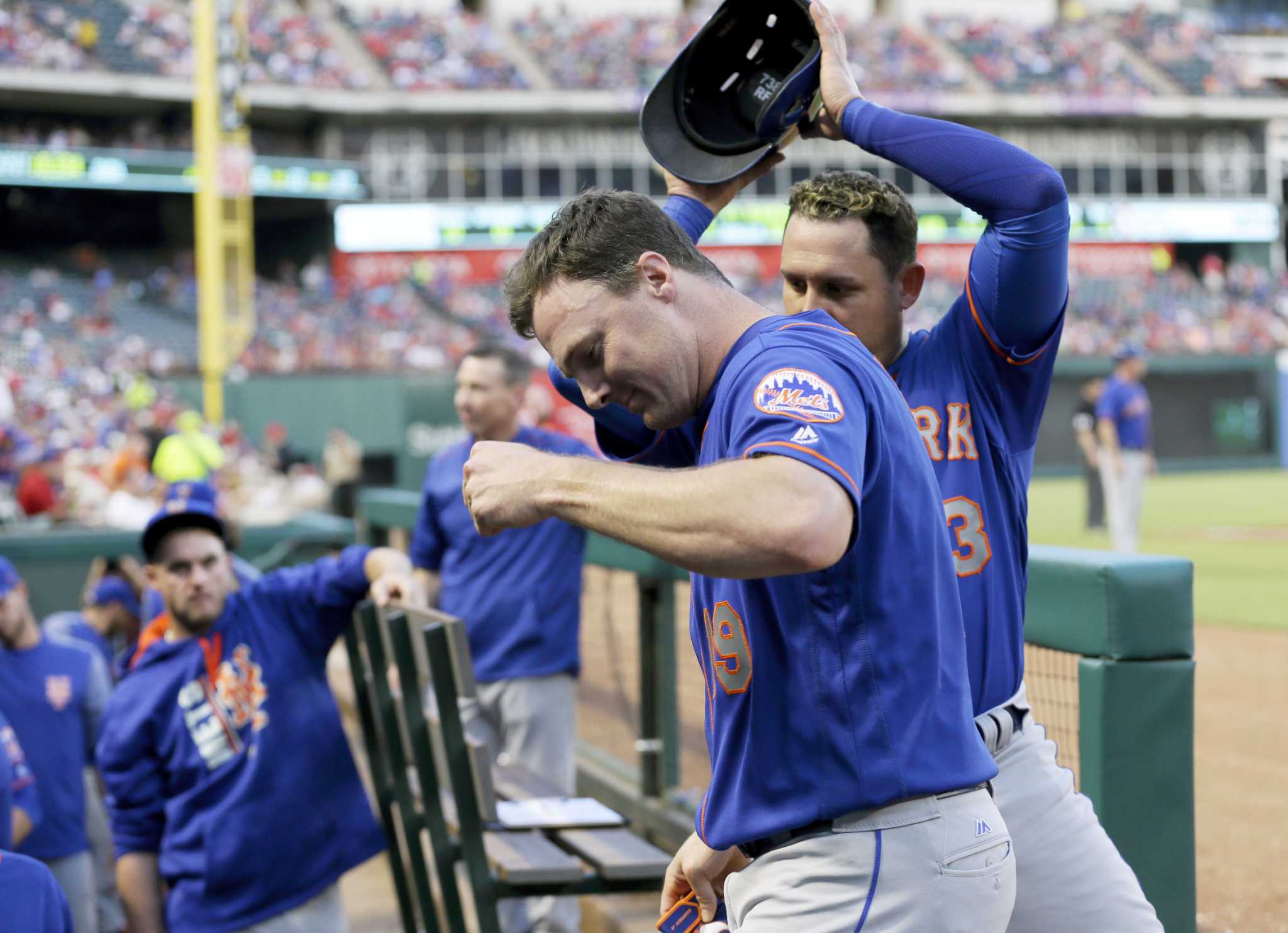 Bruce’s 2 home runs lead Mets over Rangers