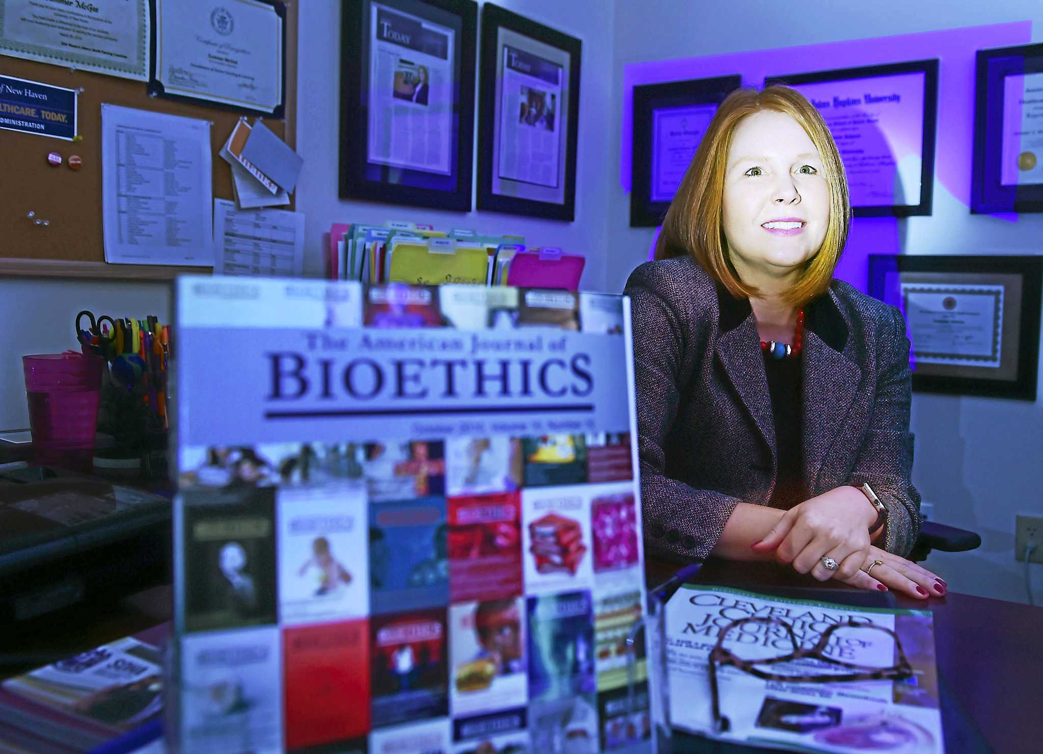 Yale doctor, UNH bioethicist develop ‘agreement’ to balance opioid use ...