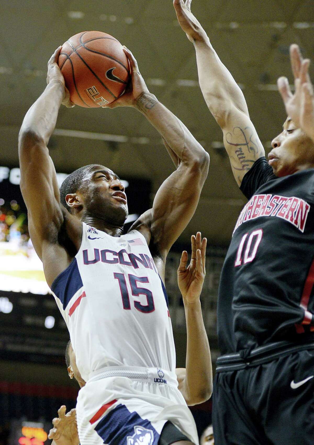 UConn’s Rodney Purvis drives to the basket during a recent game.