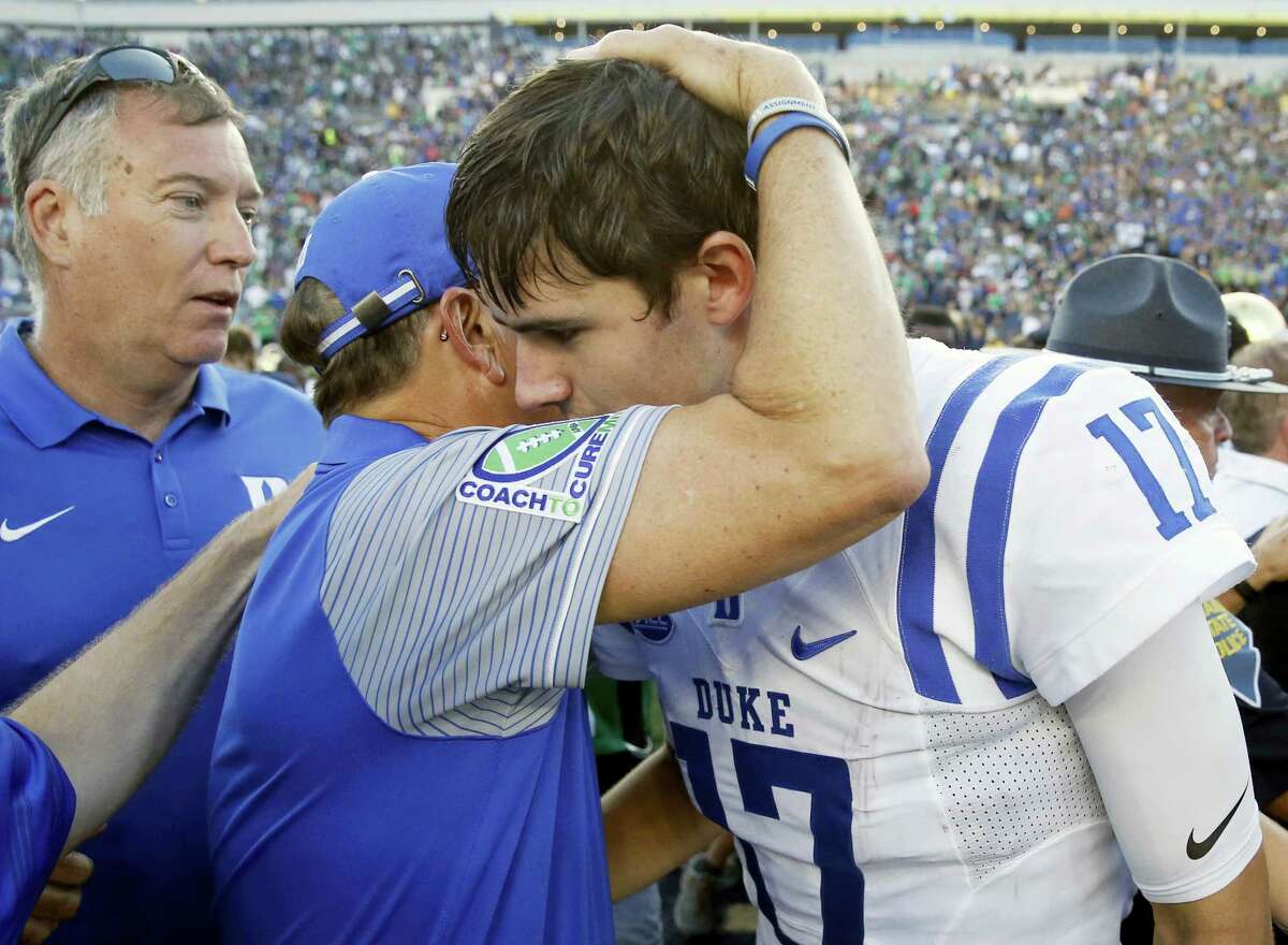 Duke beats Notre Dame as AJ Reed kicks game-winning field goal