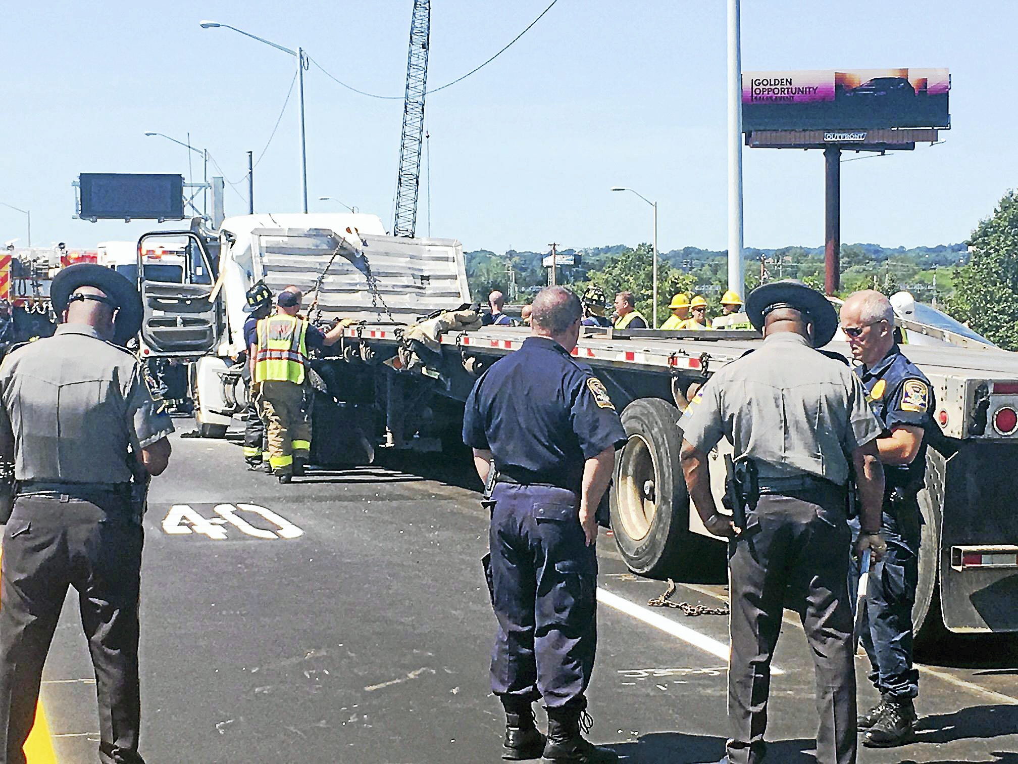 Truck driver cited after I-95 crash near New Haven-West Haven line