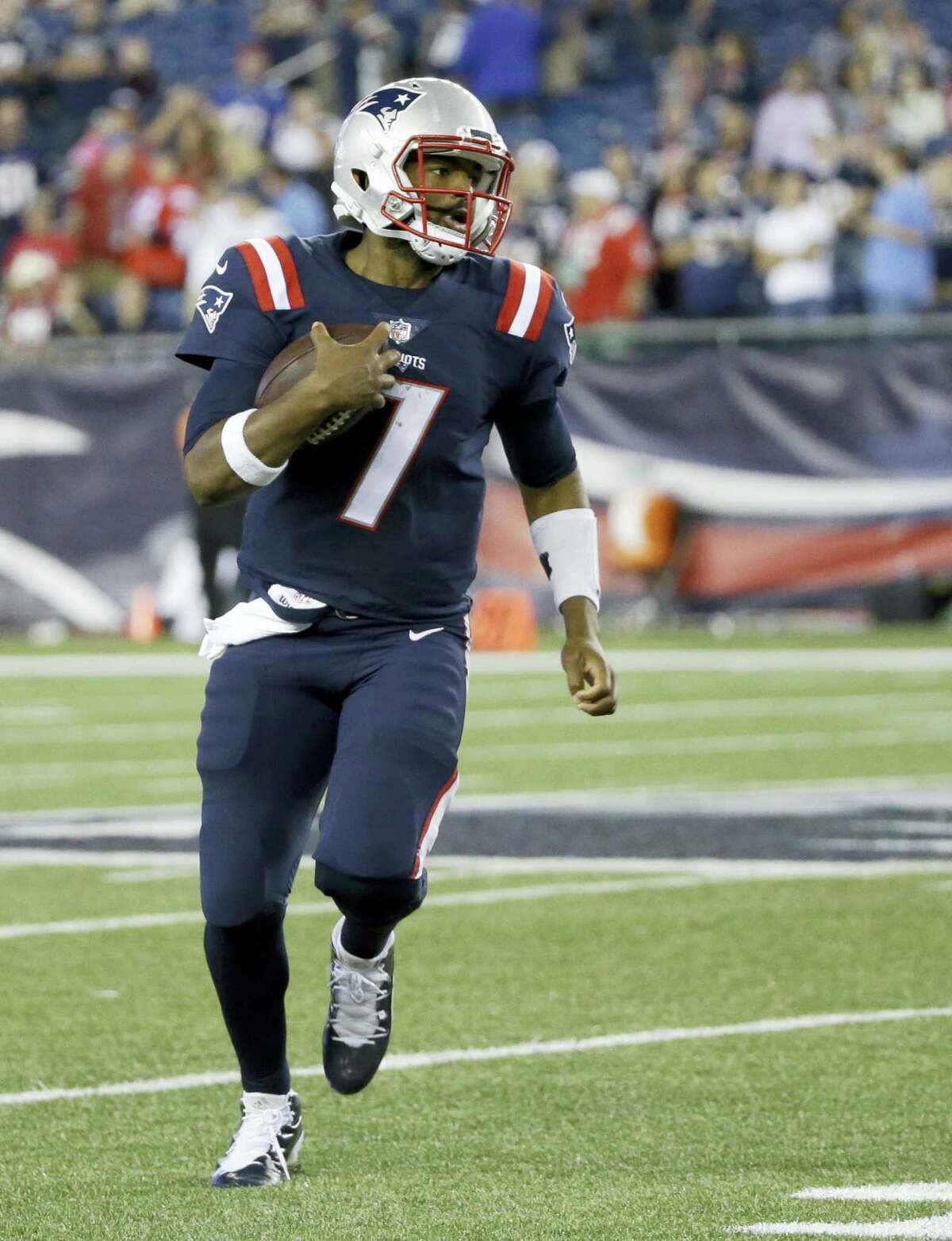 Patriots quarterback Jacoby Brissett injured his thumb in Thursday’s win over the Texans.